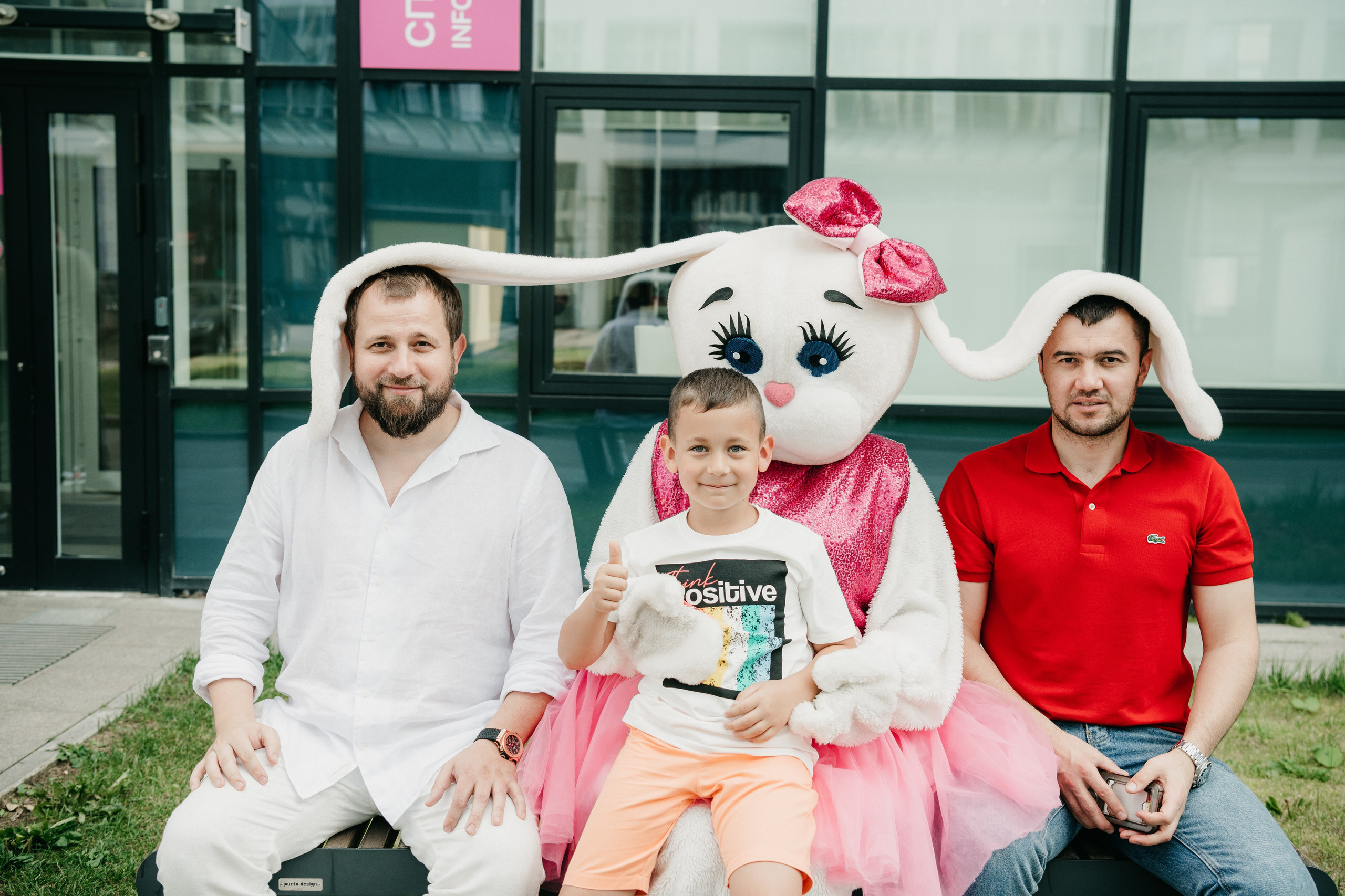 Выписка Арианы. Коммунарка. Фотограф на выписку из роддома в Москве и МО