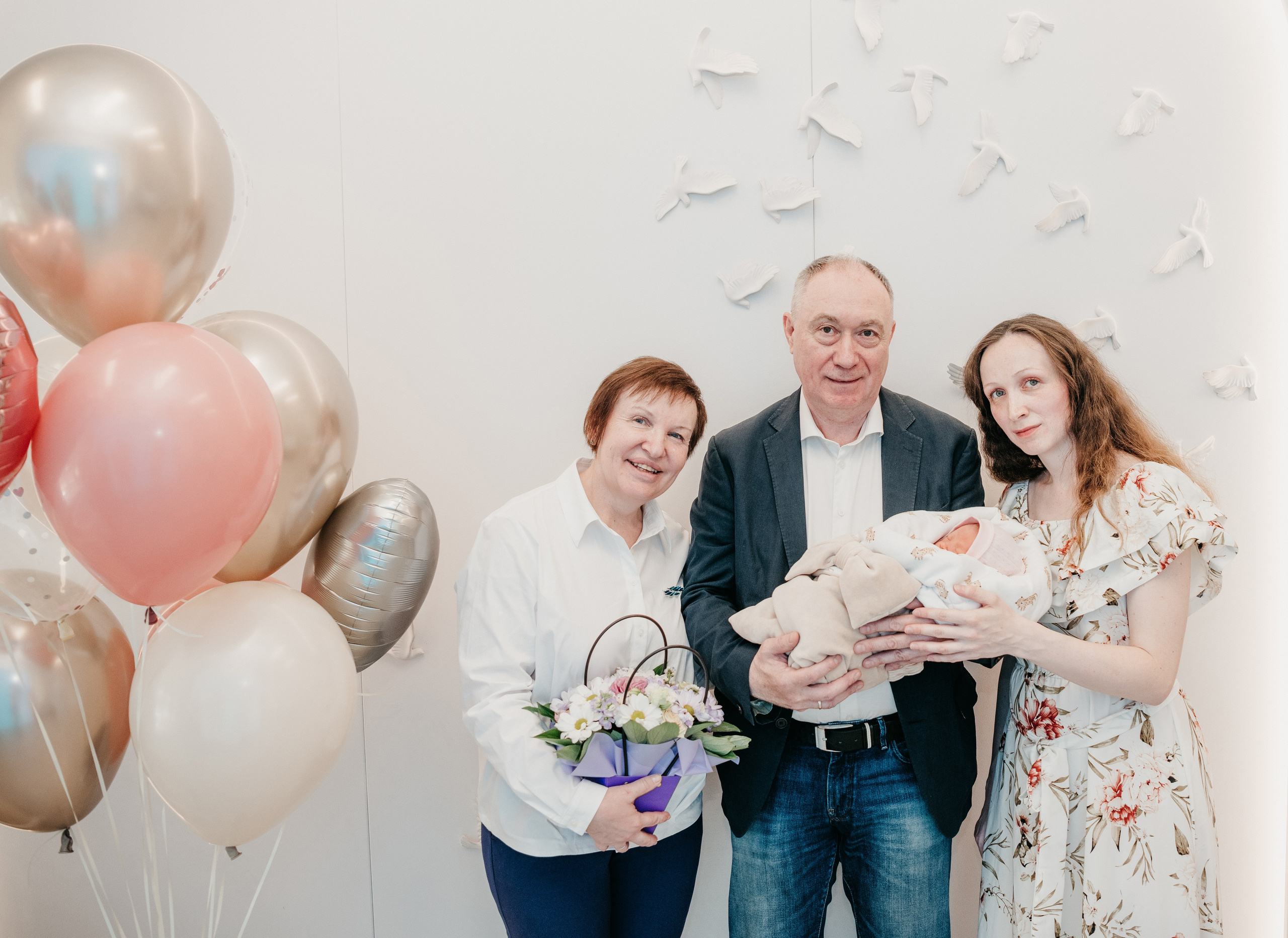 Выписка Виктории. Фотограф на выписку из роддома в Москве и МО