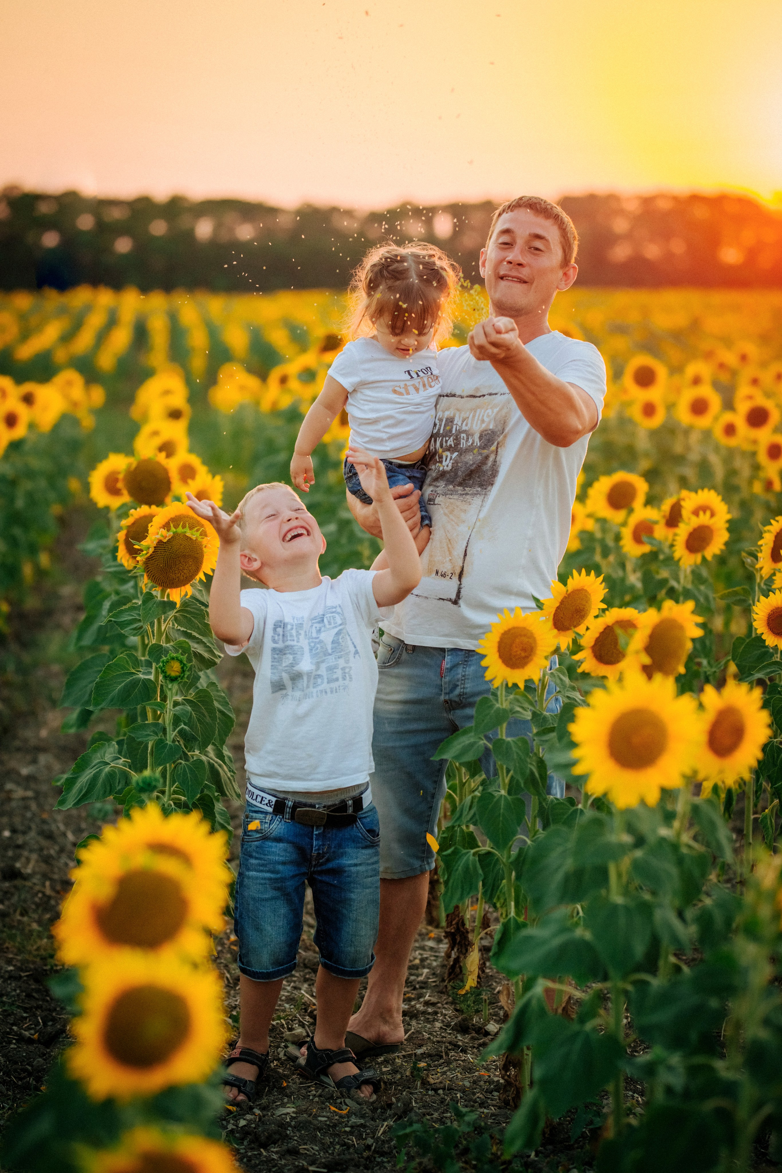 Подсолнухи!. Семейный, детский, свадебный, фотограф в городе Анапа