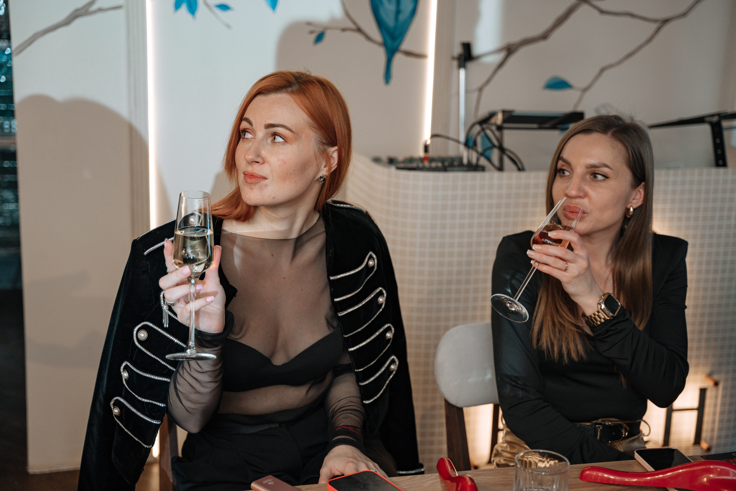 Мафия. Бар FINCH. ЖЕНСКИЙ КЛУБ LAXMI. Портретный фотограф в Санкт-Петербурге Дмитриева Наталия