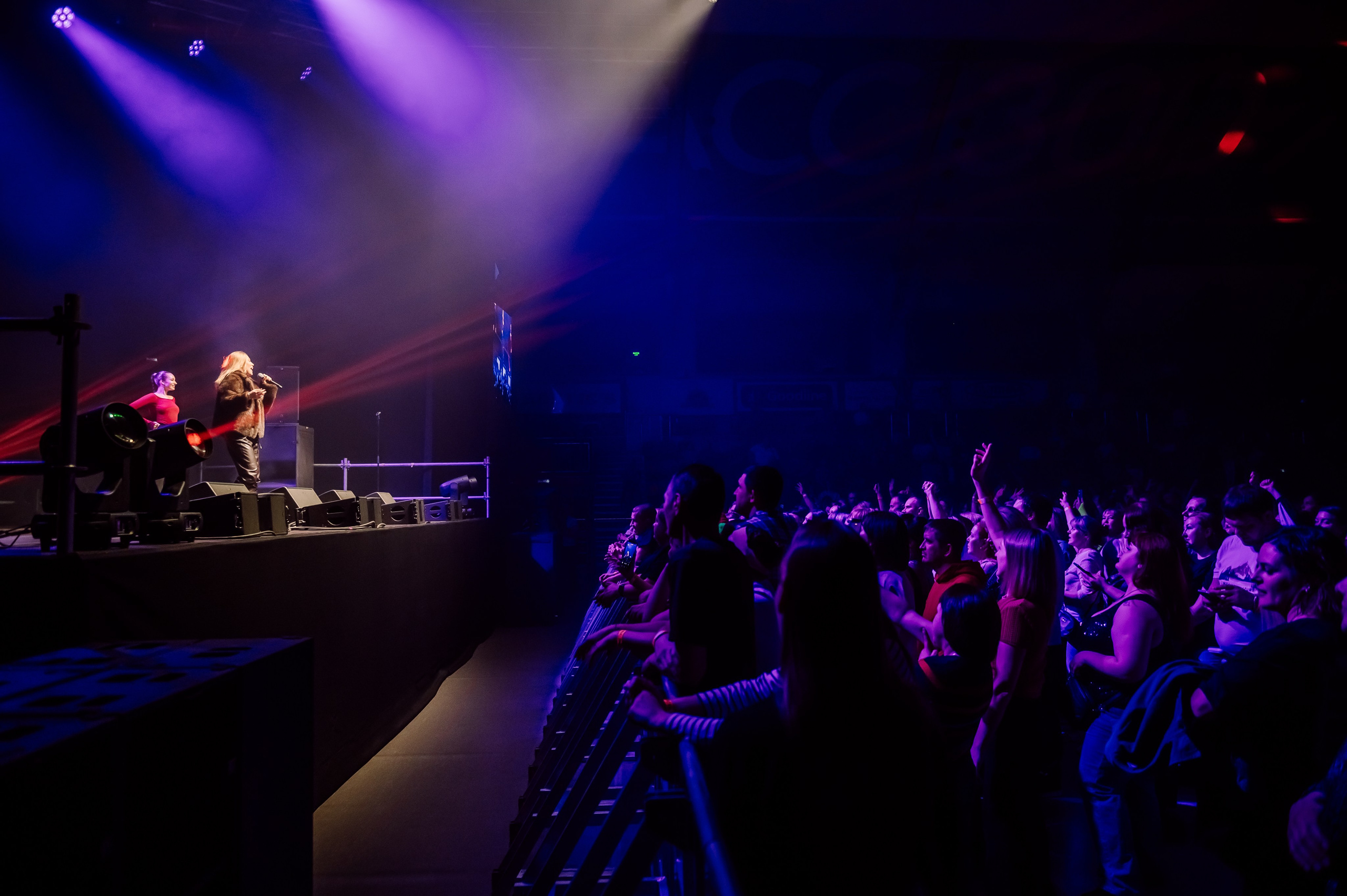 Дискач 90-х в Кемерово, СРК Арена. Детский фотограф, семейный фотограф и репортажи в Кемерово