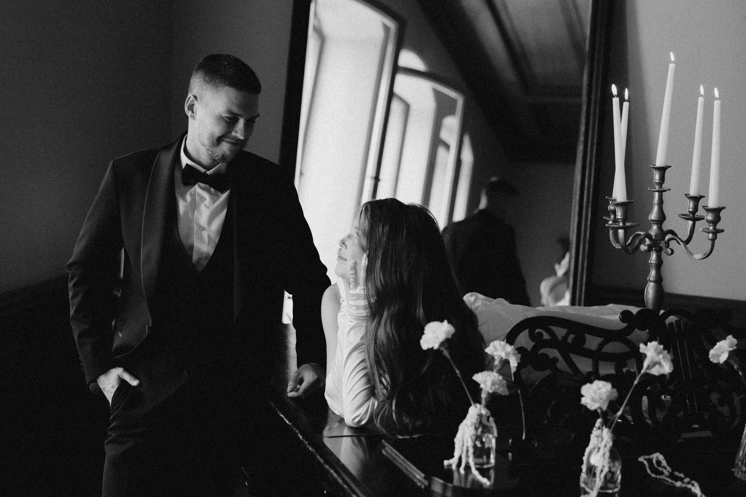 При свечах / 2025. Фотограф СПб