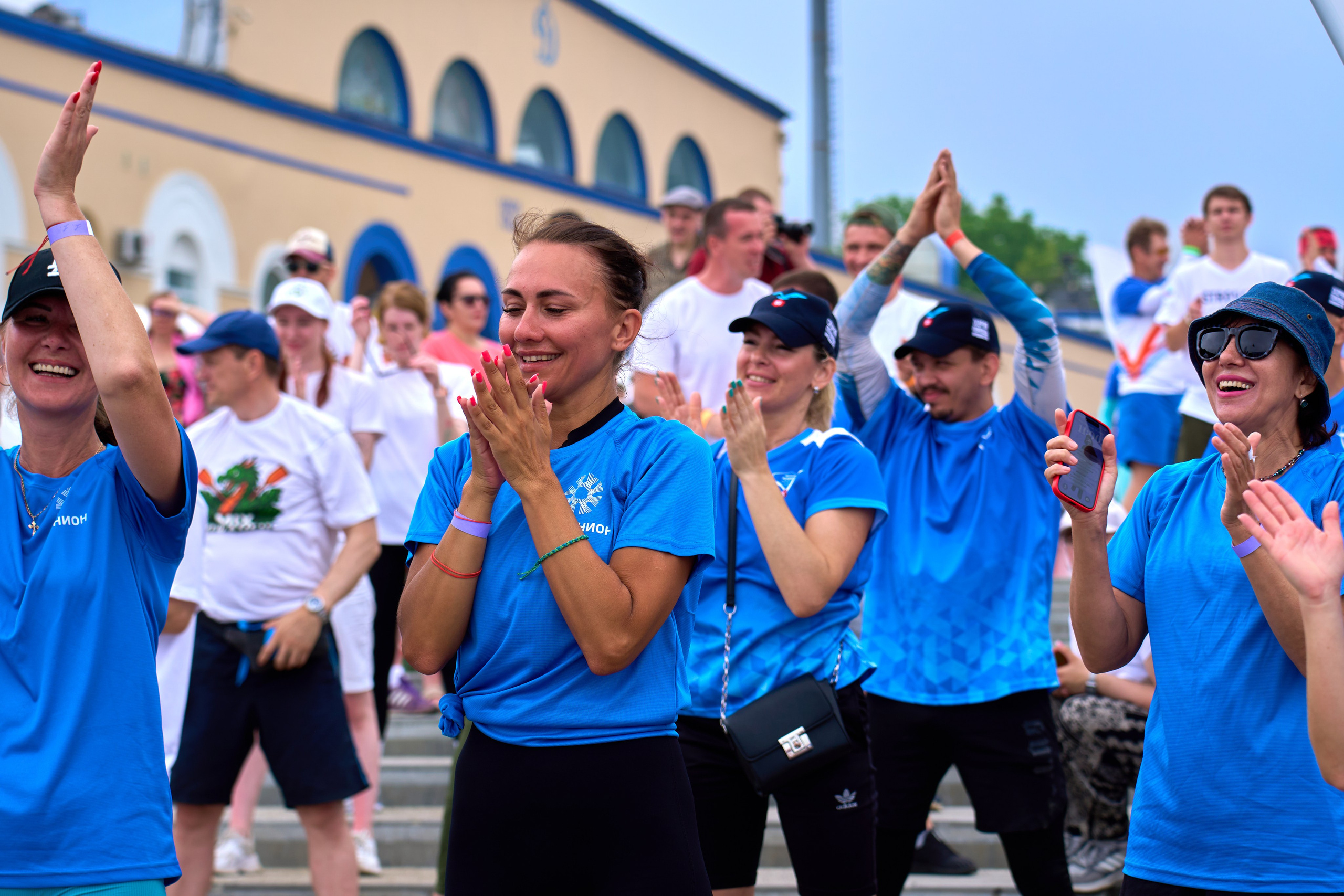Соревнования на лодках дракон Айс Юнион. Фотограф во Владивостоке