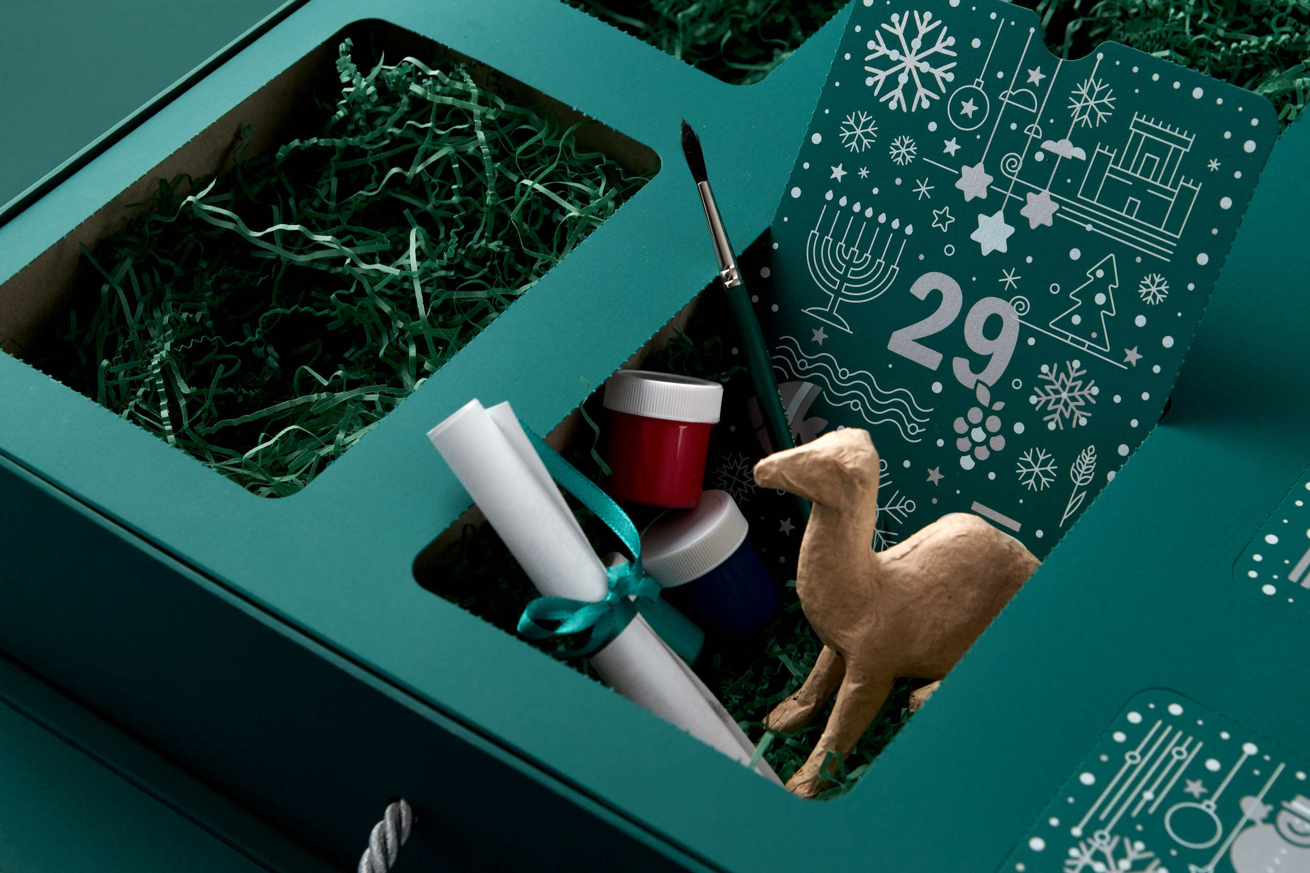 New Year's Advent calendar for BCG employees. Commercial photographer | Anton Ermakov