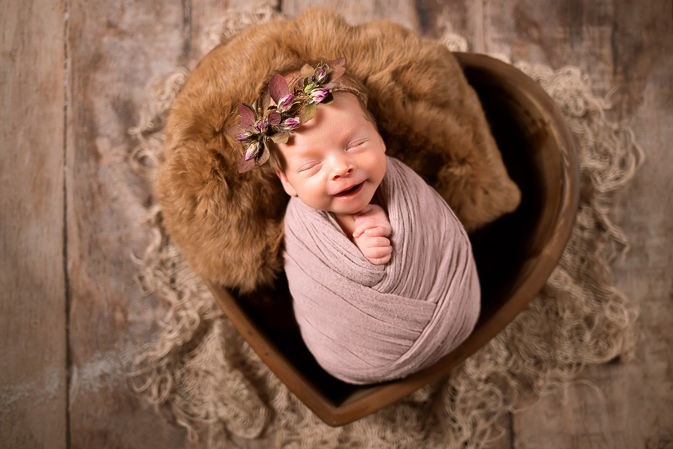 Фотосессия новорожденного. Фотограф новорожденных в Новосибирске