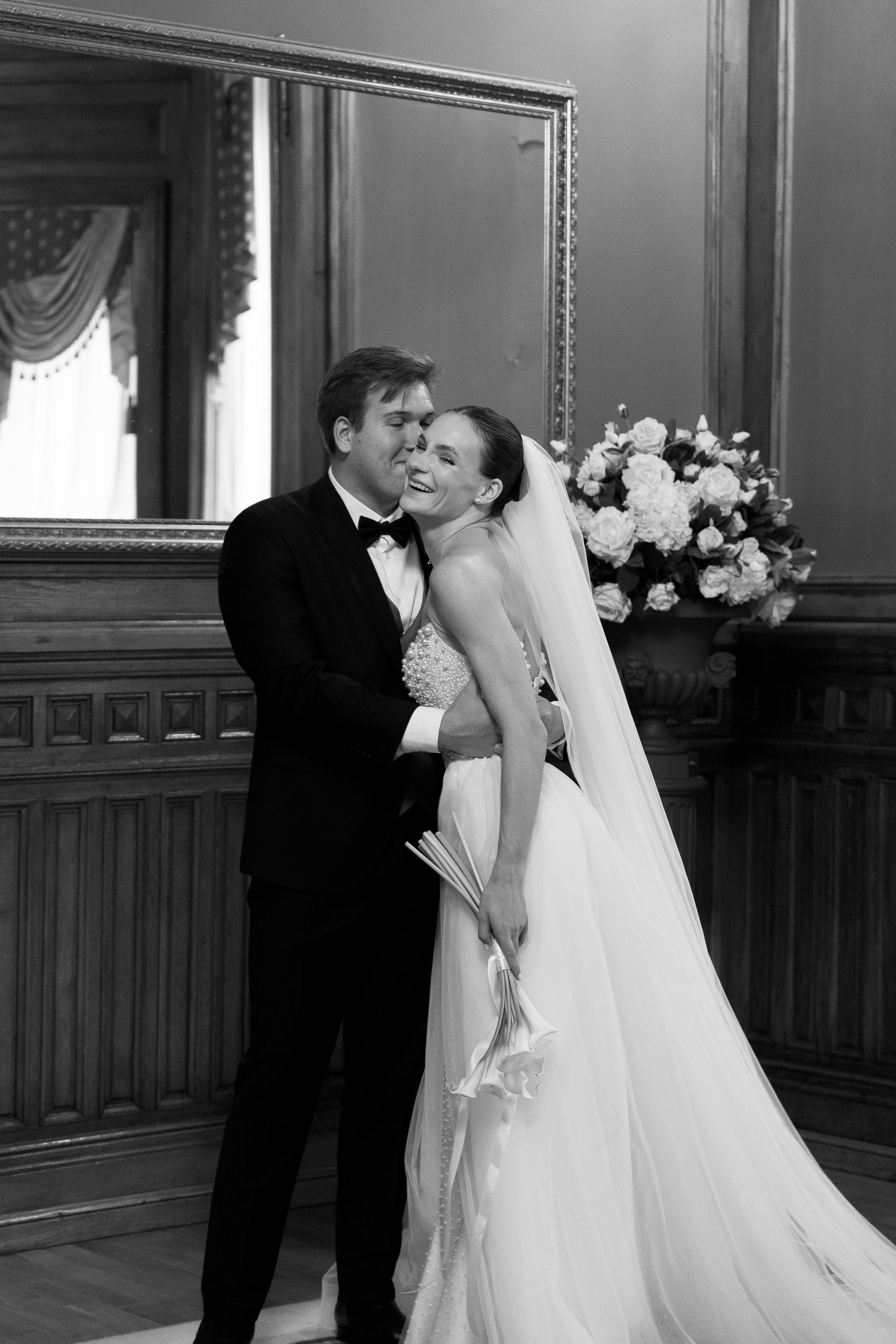 Юля & Гриша | цифра + пленка. Свадебный фотограф СПб Мадина Сафарян