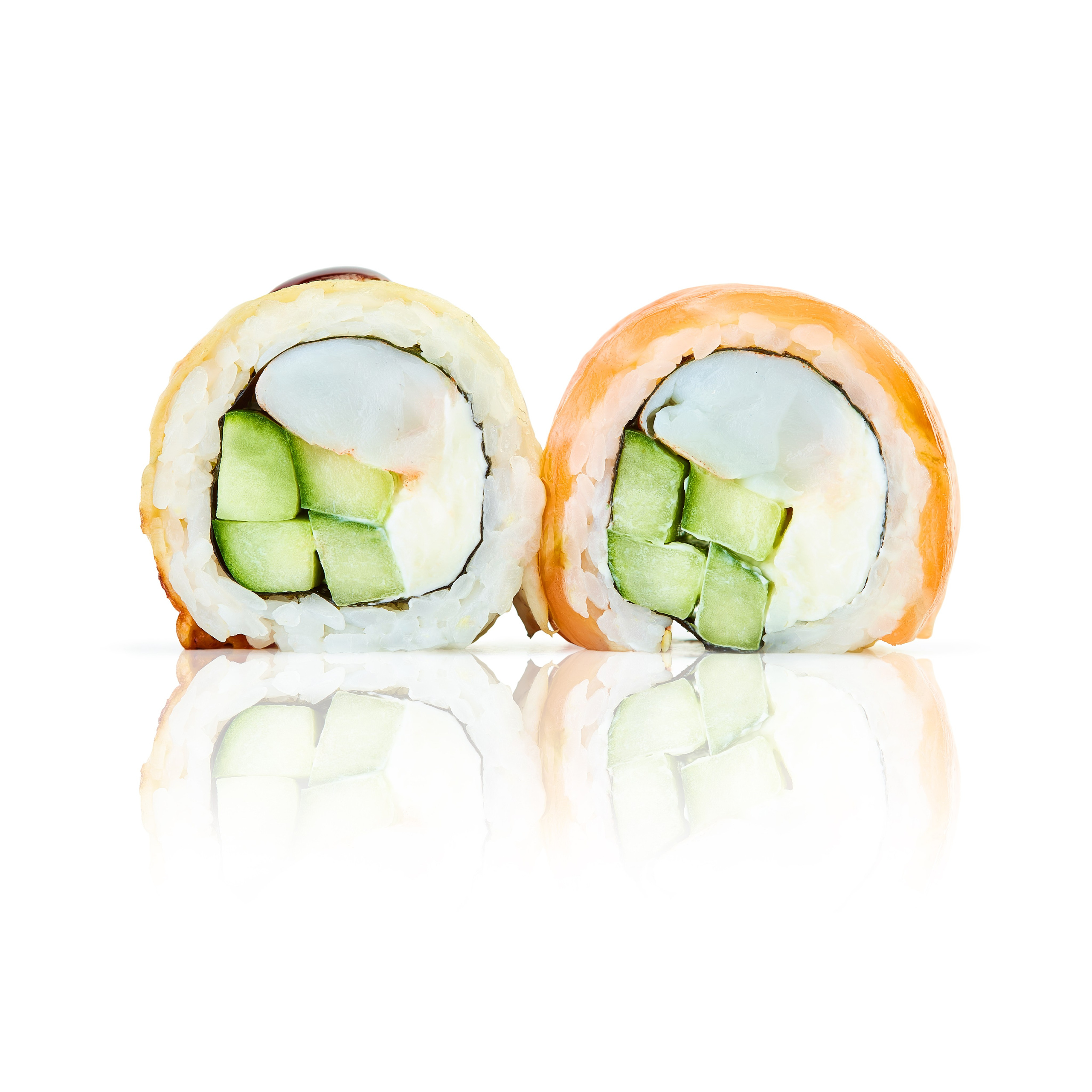 Нежный лосось, королевская креветка, угорь, сливочный сыр, авокадо, огурец, соус унаги