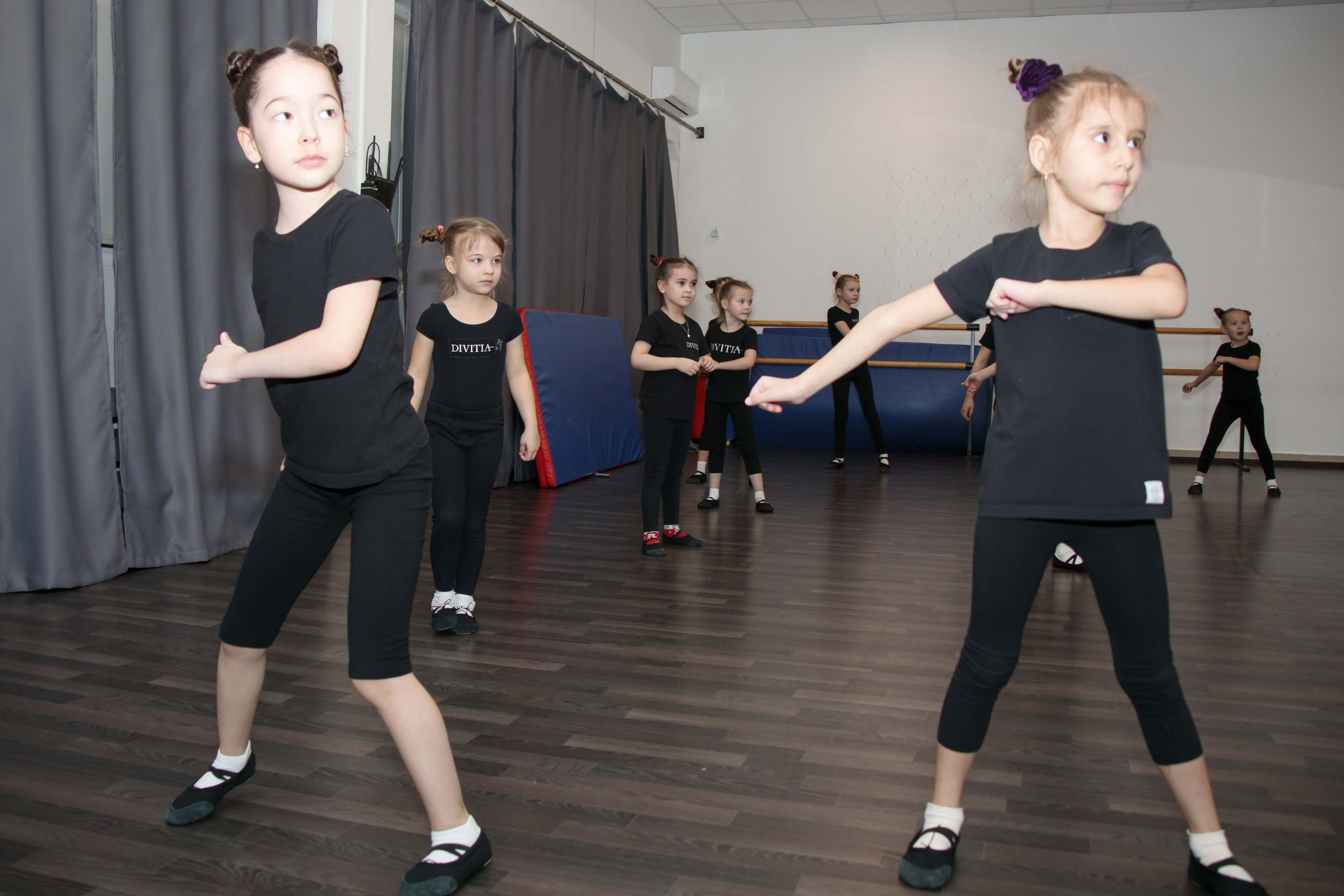 Тренировка в танц. школе. Репортажный Фотограф