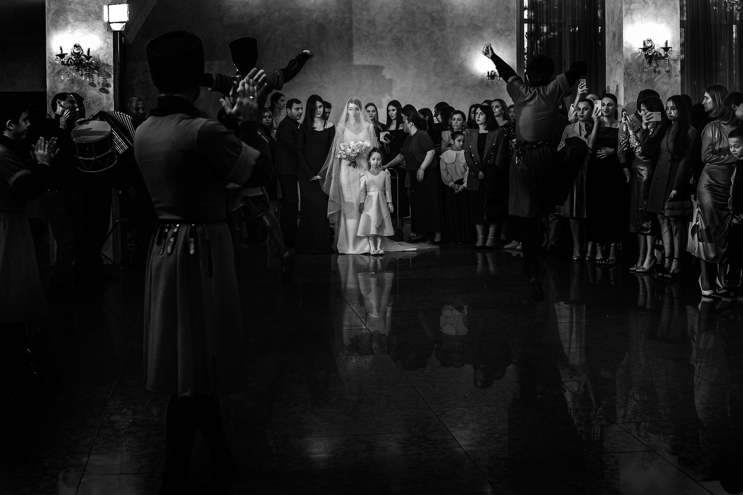 Организуем свадьбу в Абхазии на море или в горах. Свадебный фотограф в Абхазии, Сухум, Гагра, Сочи