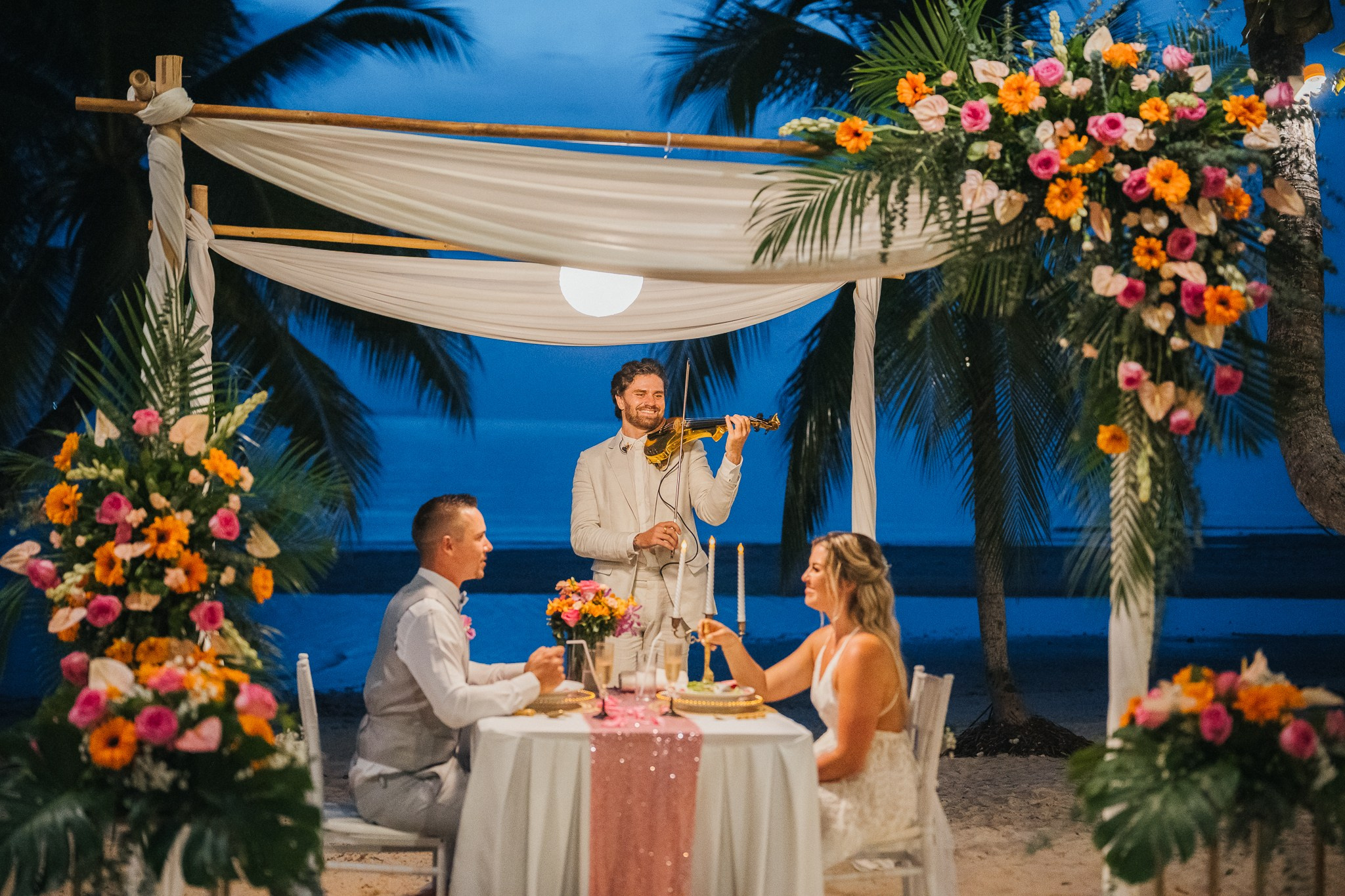 Andrew and Ashley 15.04.2025. Mariage à Koh Samui, en Thaïlande. Whatsapp: +66 94 3 650 301