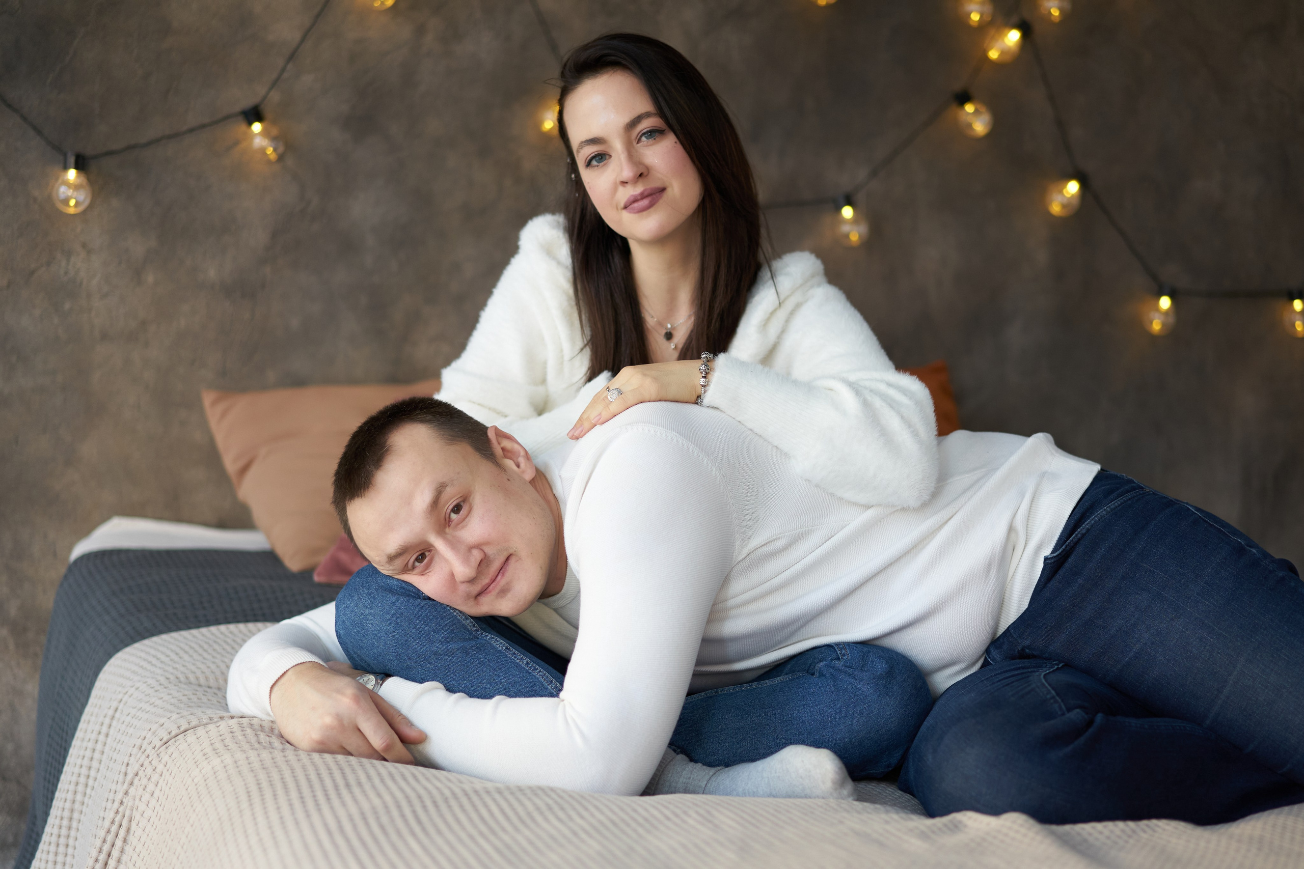 Семейная фотосессия в студии. Фотограф Екатеринбург Кокшарова Александра