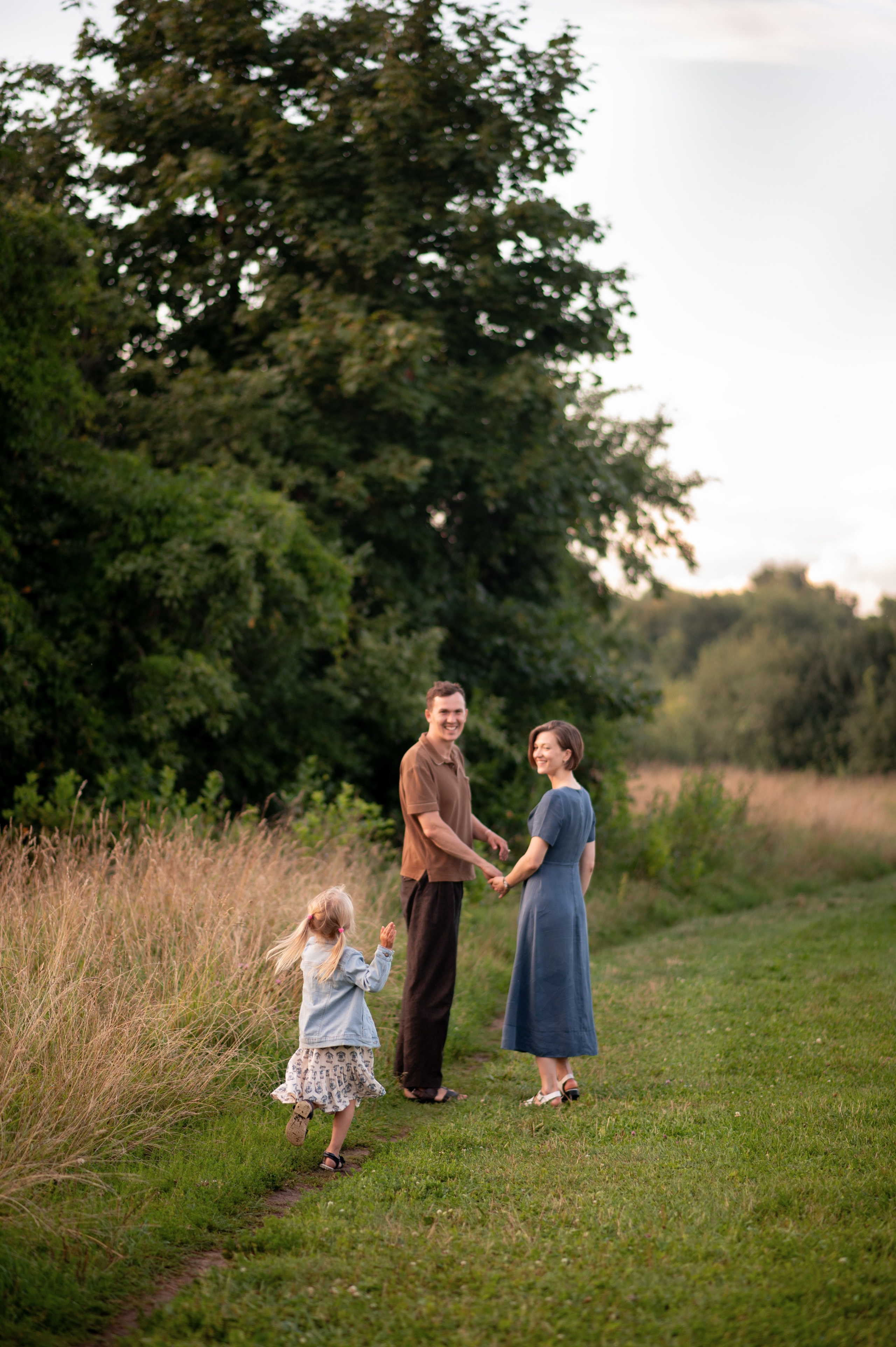 Семейная съемка на природе. Семейный и детский фотограф в Москве Анна Оськина