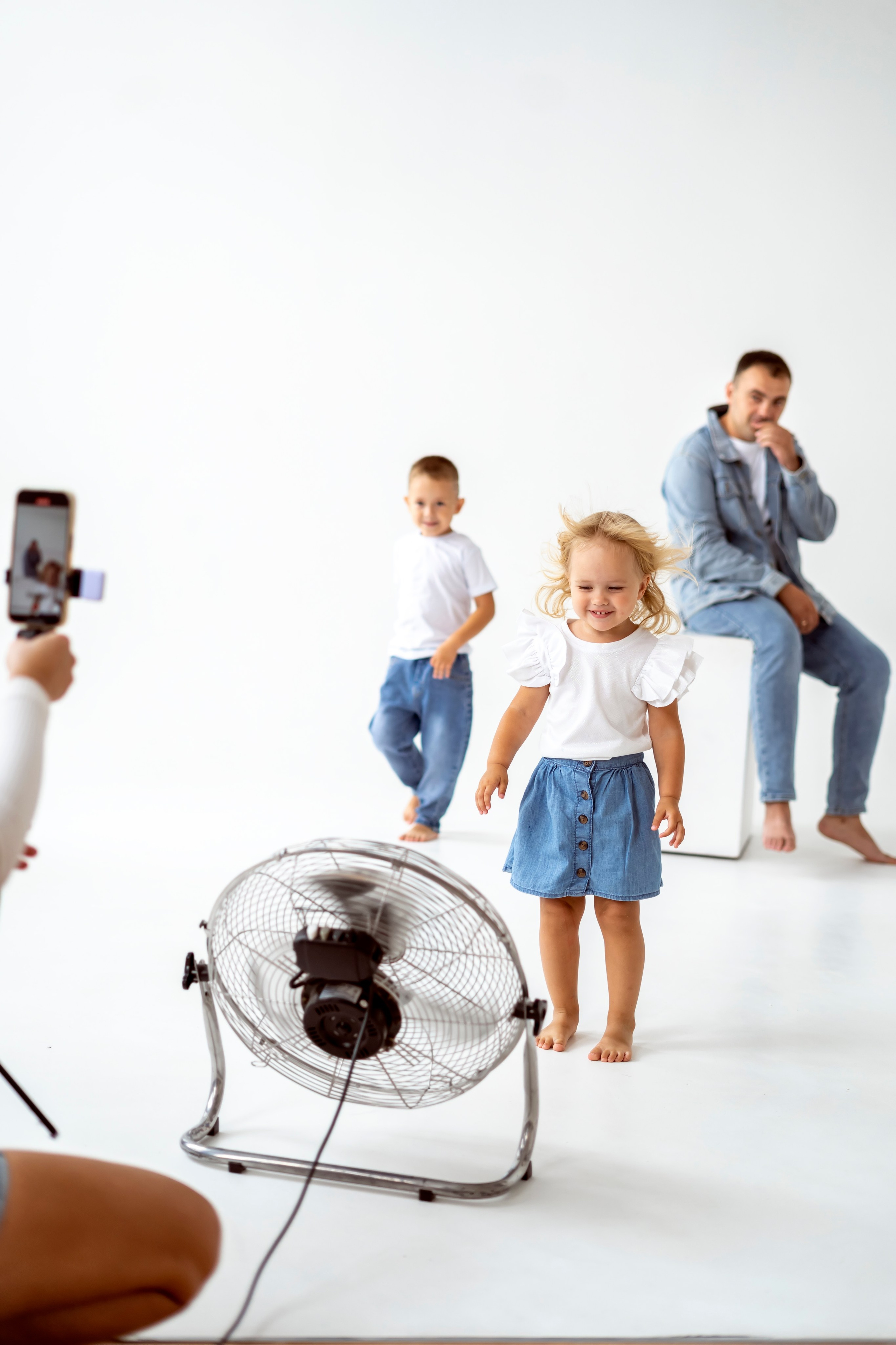 Семейная съёмка на циклораме. Семейный и детский фотограф в Хабаровске Анна Гриневич