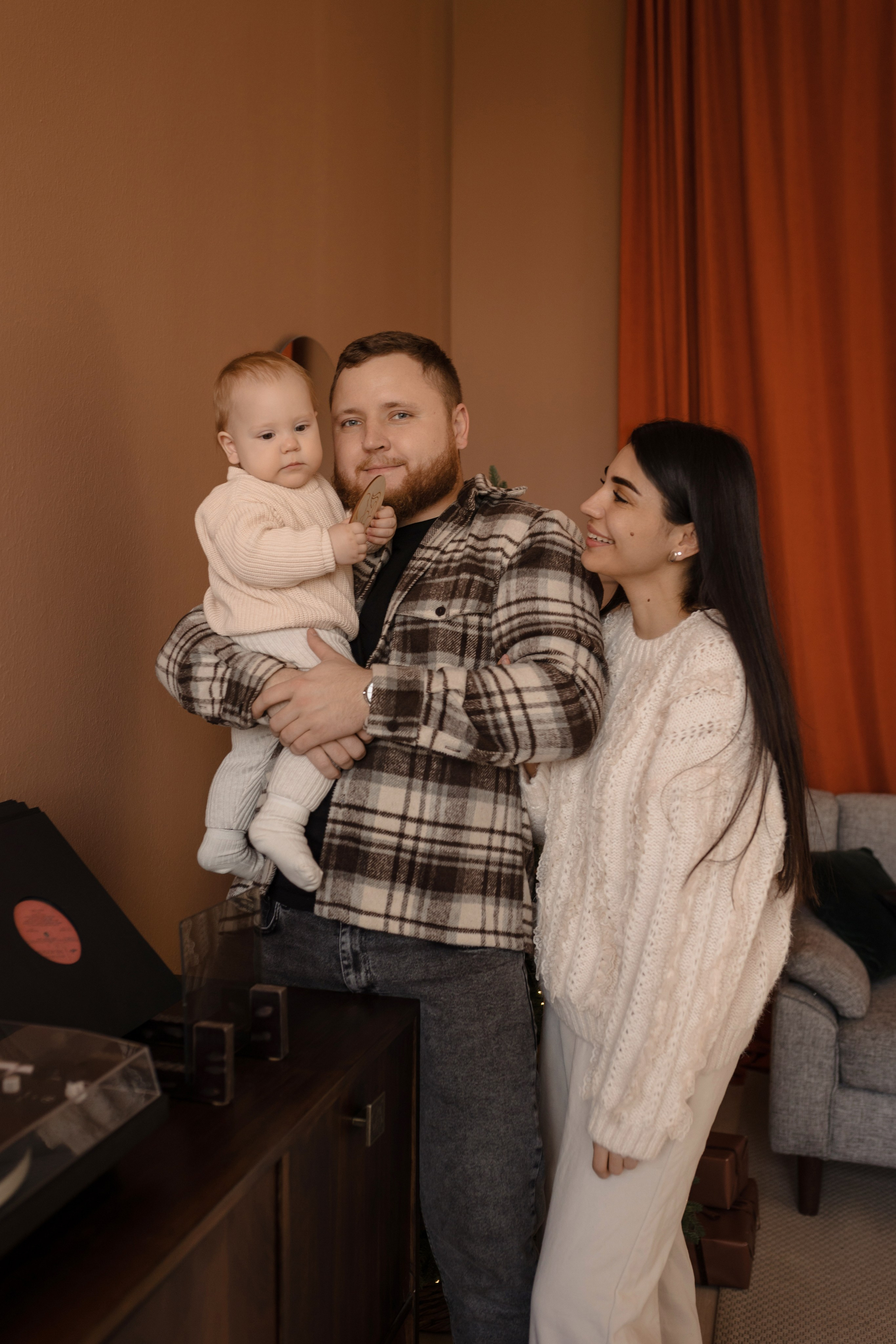 ⠀Антон, Анжелика и Мирон. Фотограф Олеся Голева