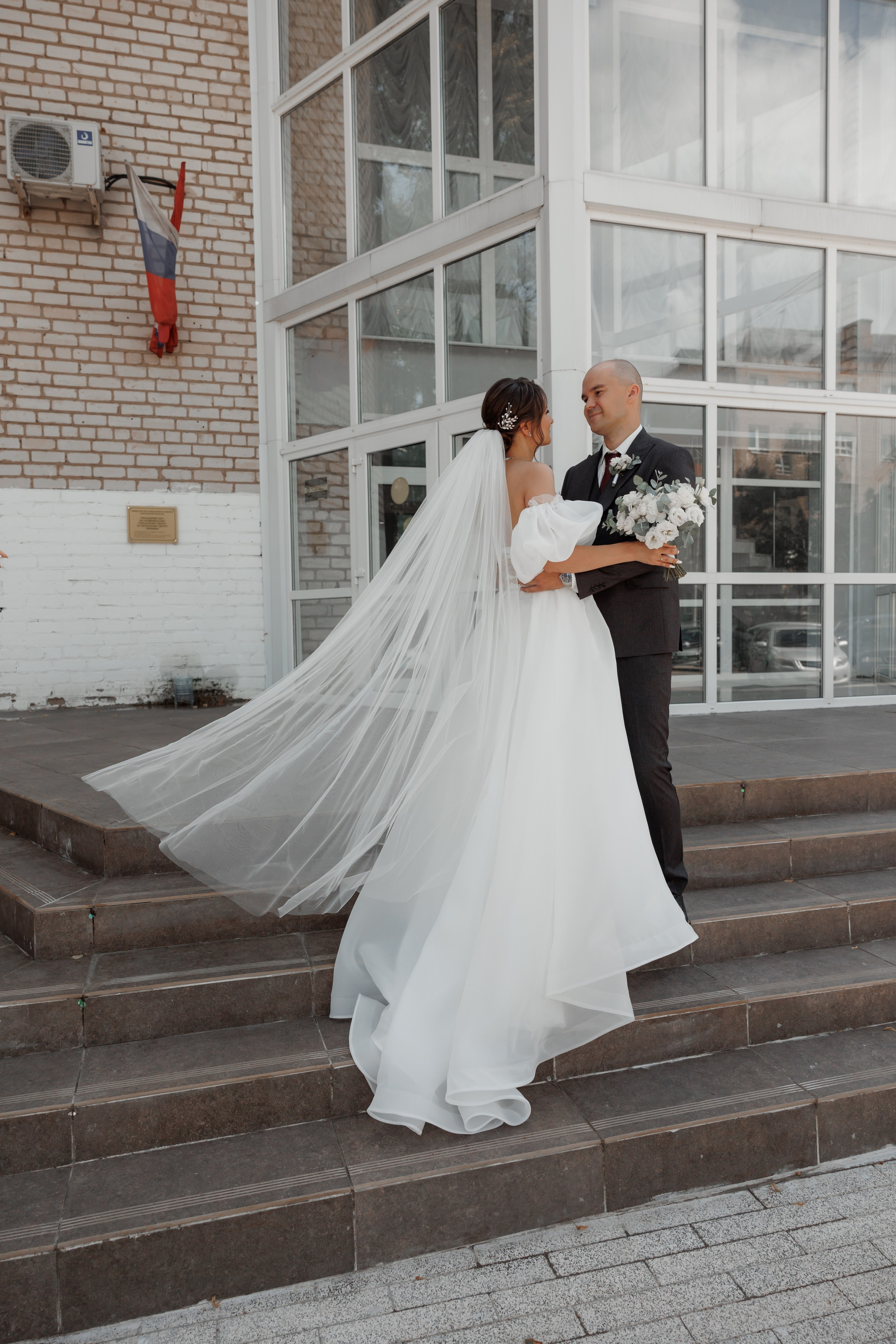 Полина и Дмитрий, загородный клуб «Барин», ЗАГС в г. Пушкино. Свадебный и репортажный фотограф (Москва, Королев и другие)