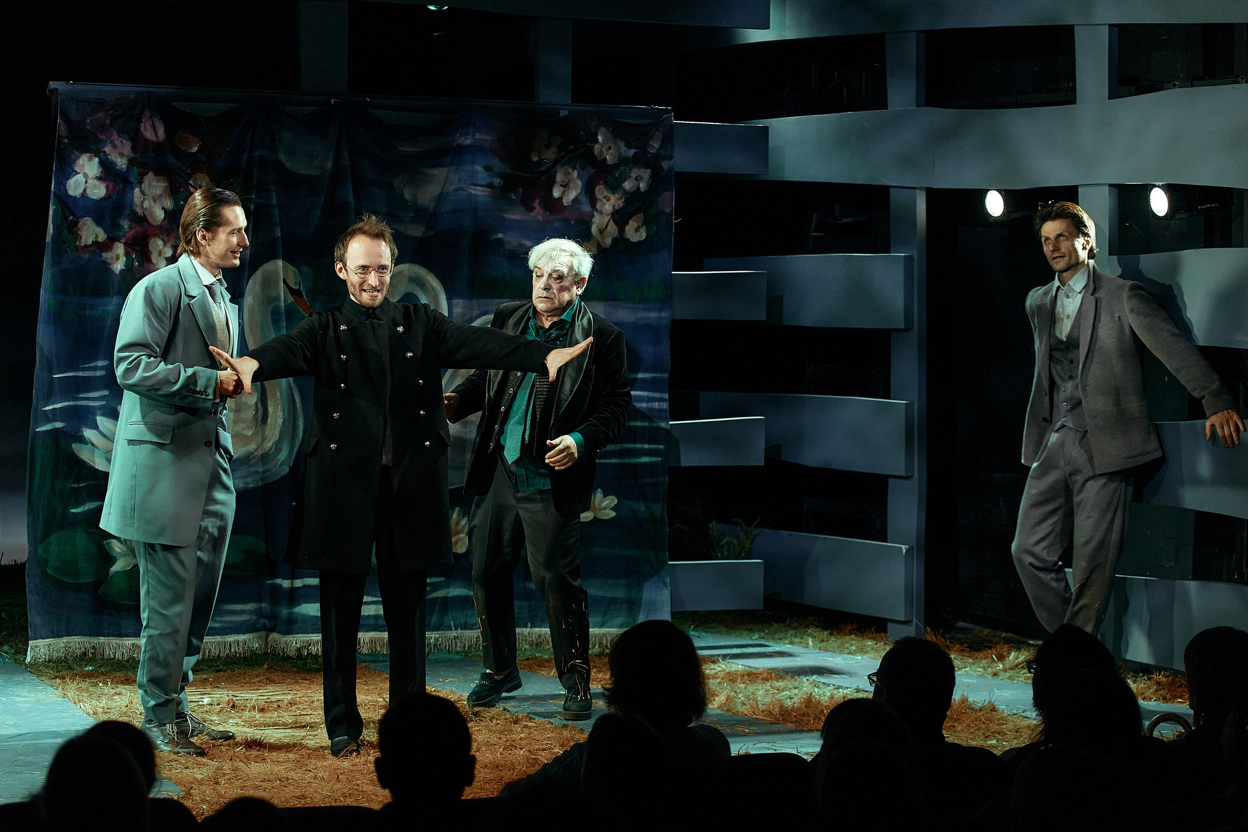 Бесприданница. Приют комедианта. Фотограф Нина Антонова