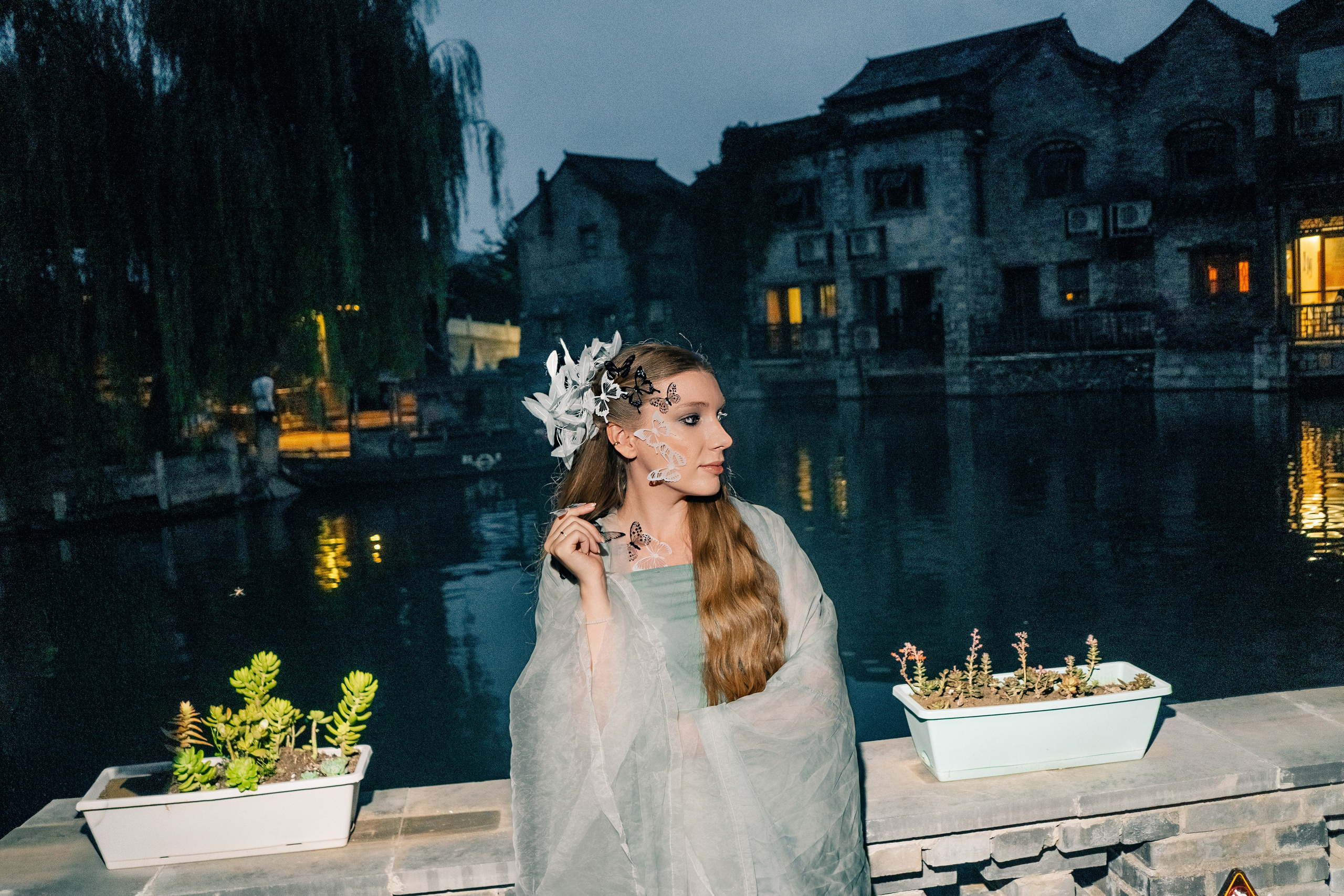 Photoshoot in traditional Chinese dresses