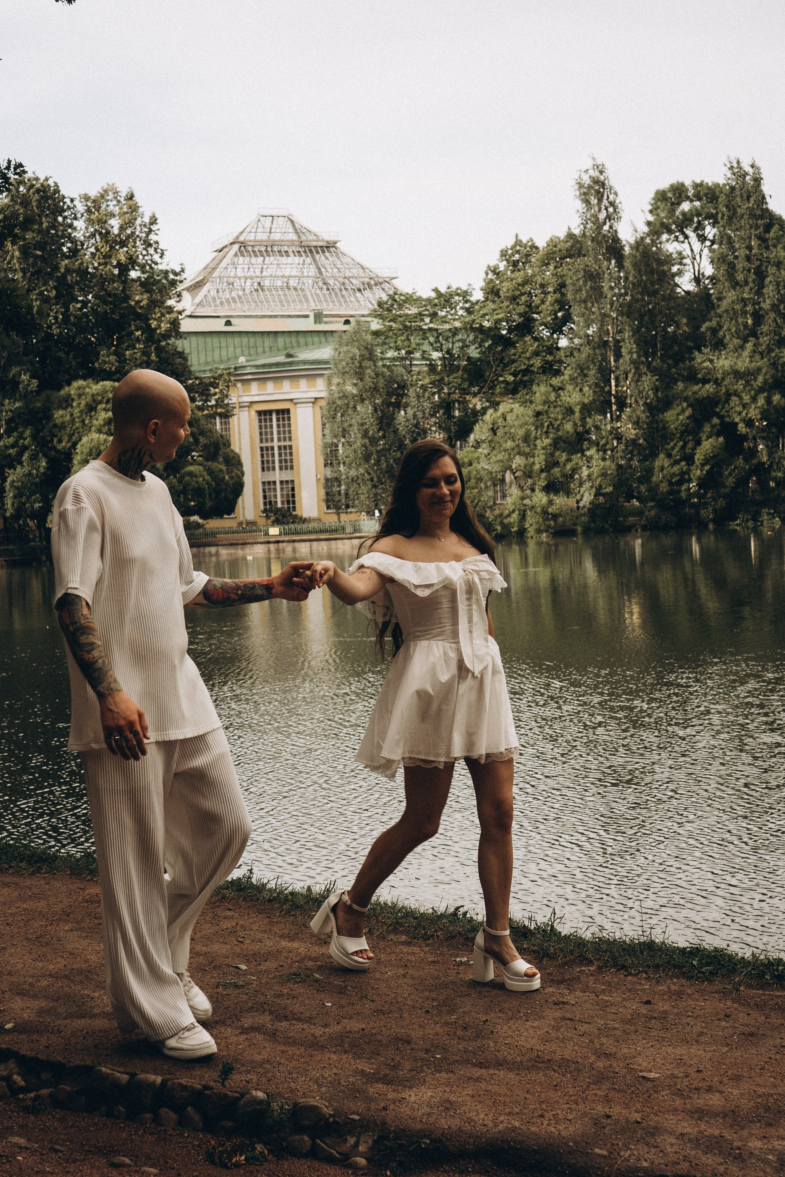 СВАДЕБНАЯ ПРОГУЛКА ПО ТАВРИЧЕСКОМУ САДУ И НЕВСКОЙ РАТУШЕ. Профессиональный фотограф, Санкт-Петербург — Виктория Богомолова