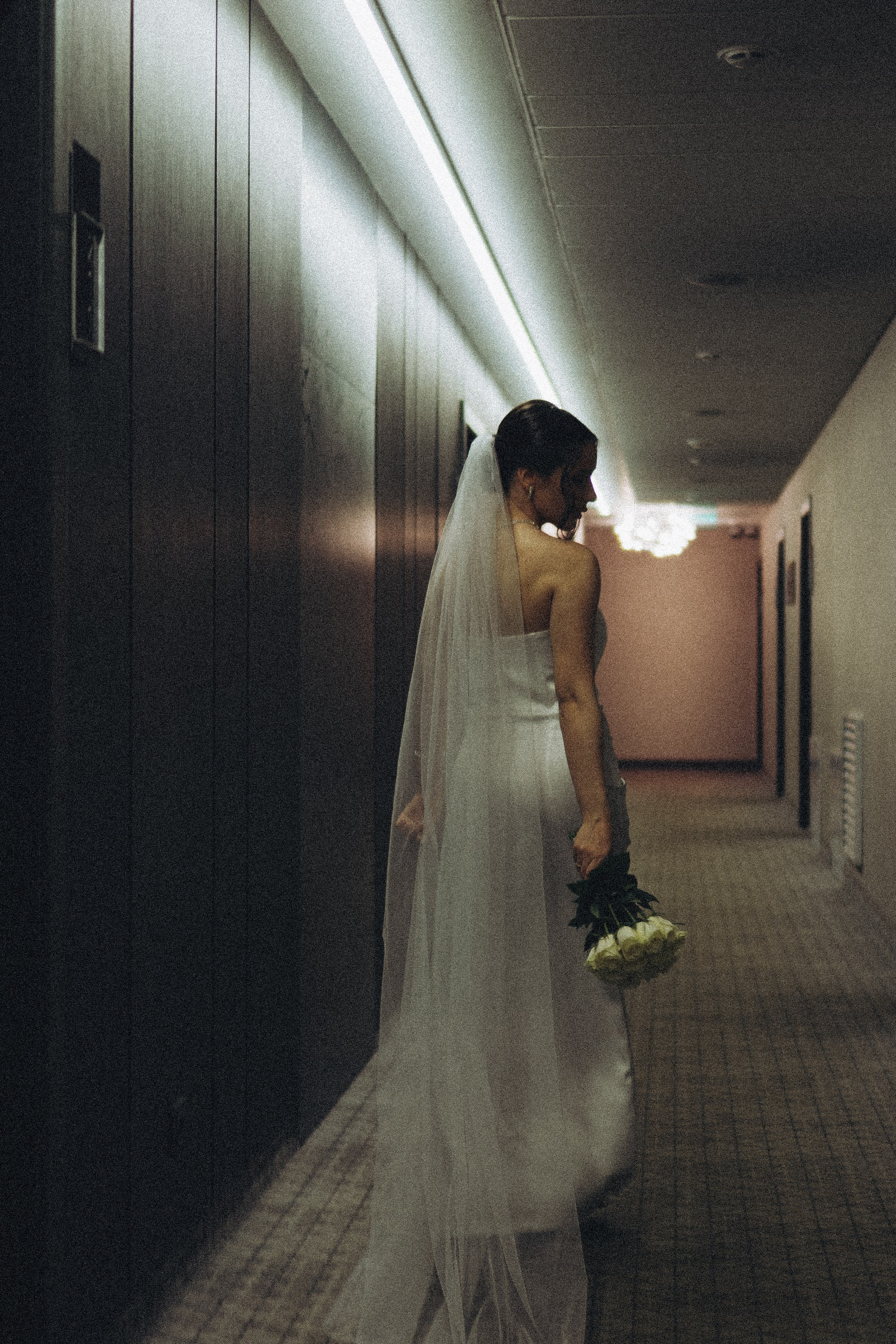 СВАДЕБНАЯ СЬЕМКА СБОРОВ ЖЕНИХА И НЕВЕСТЫ В ОТЕЛЕ И ТАКЖЕ ФОТОСЕССИИЯ В ОТЕЛЕЕ МЕГАПОЛИС БРЯНСК. Профессиональный фотограф, Санкт-Петербург — Виктория Богомолова