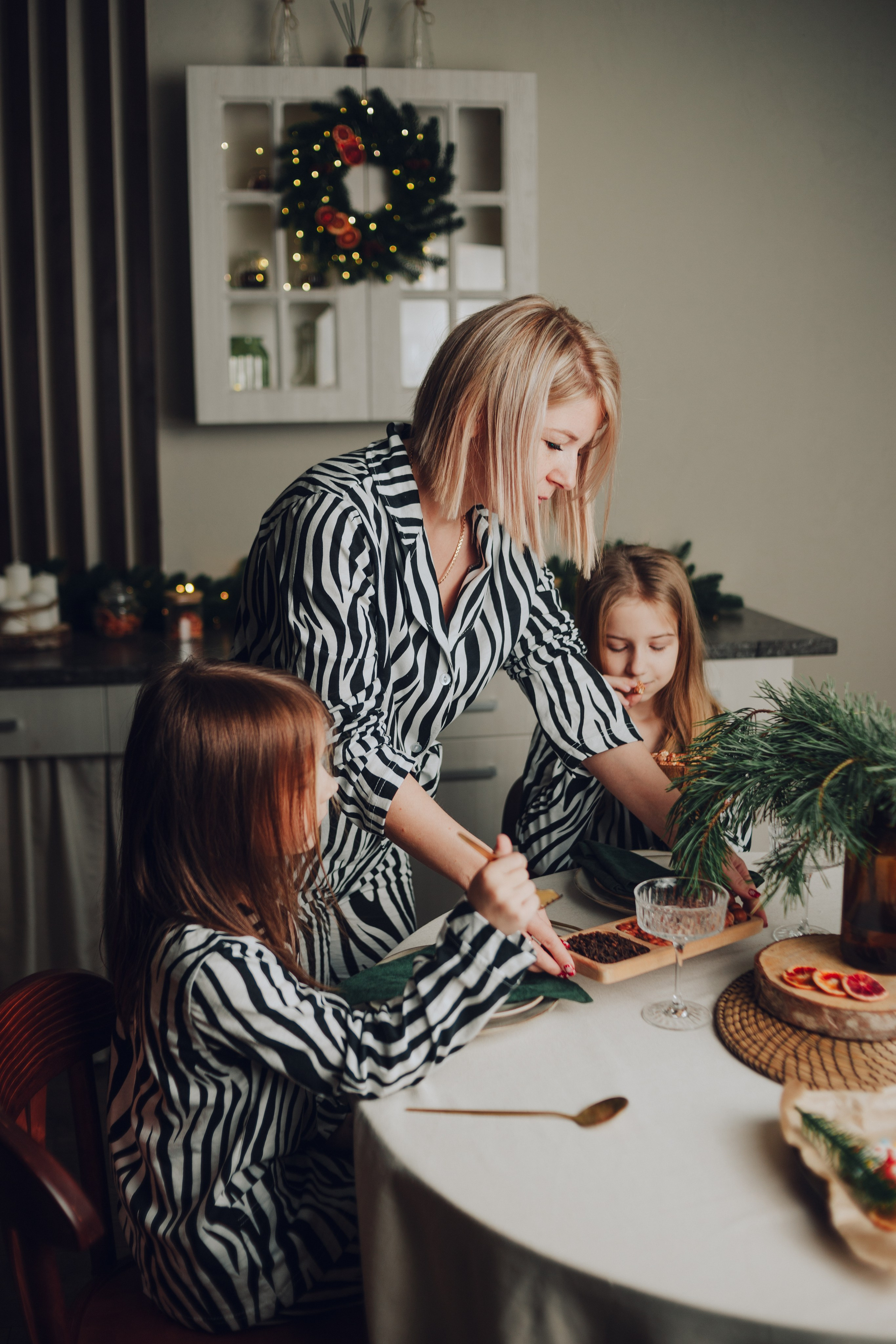 Оля и ее доченьки. Фотограф Брянск
