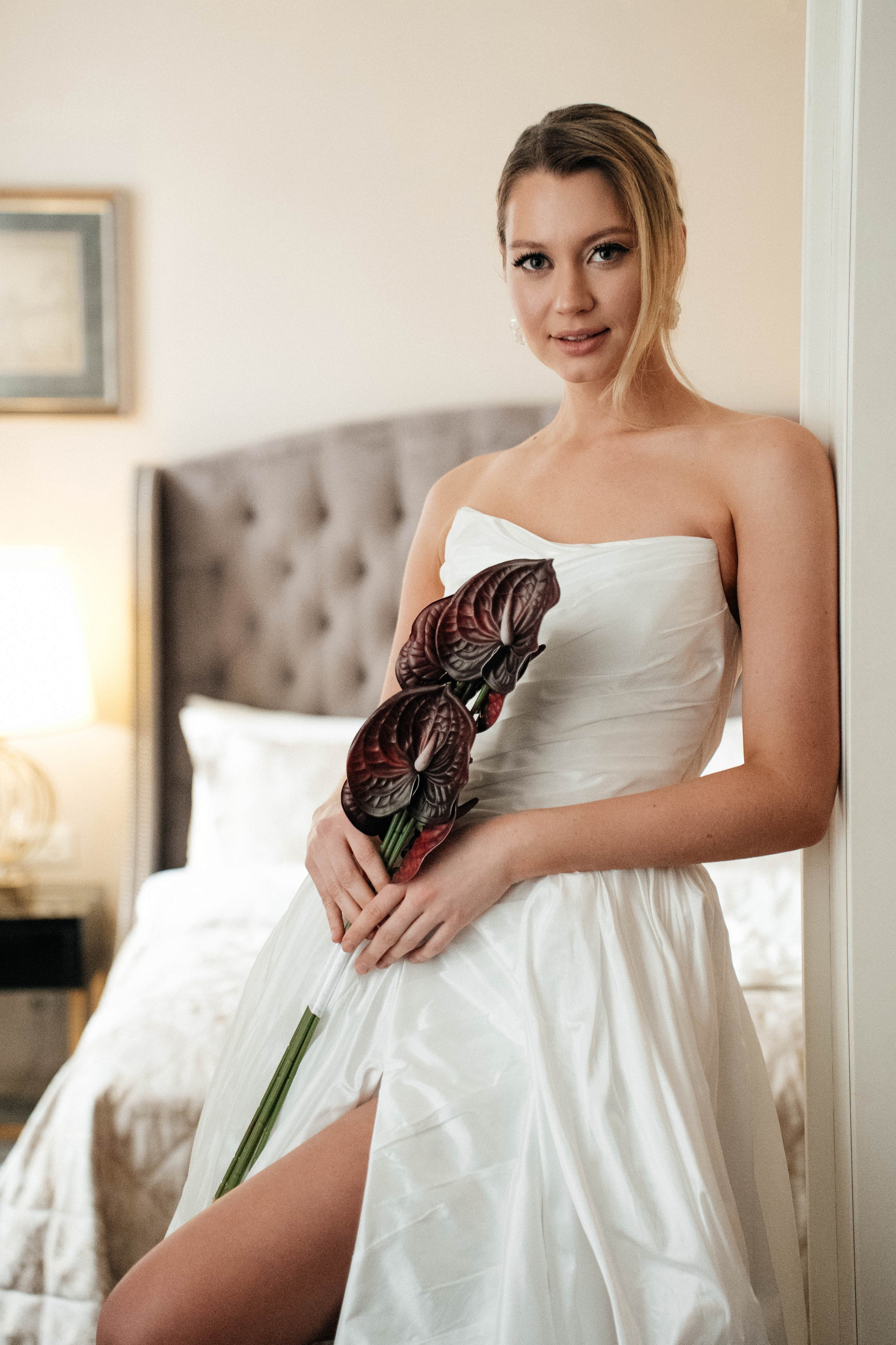 Алексей и Анастасия, творческая съемка в отеле Амбассадор. Свадебный фотограф Москва Александра Аверкова