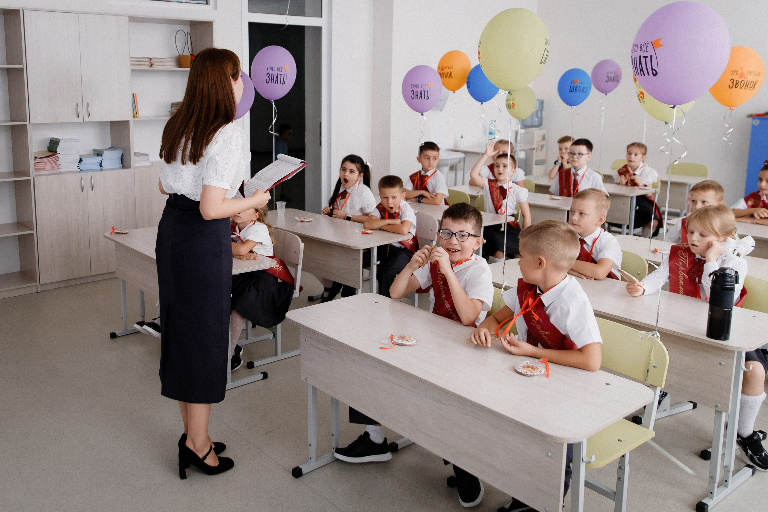 1 класс 11 школа. Выпускные альбомы Натальи Бутко: Новороссийск, Анапа, Геленджик