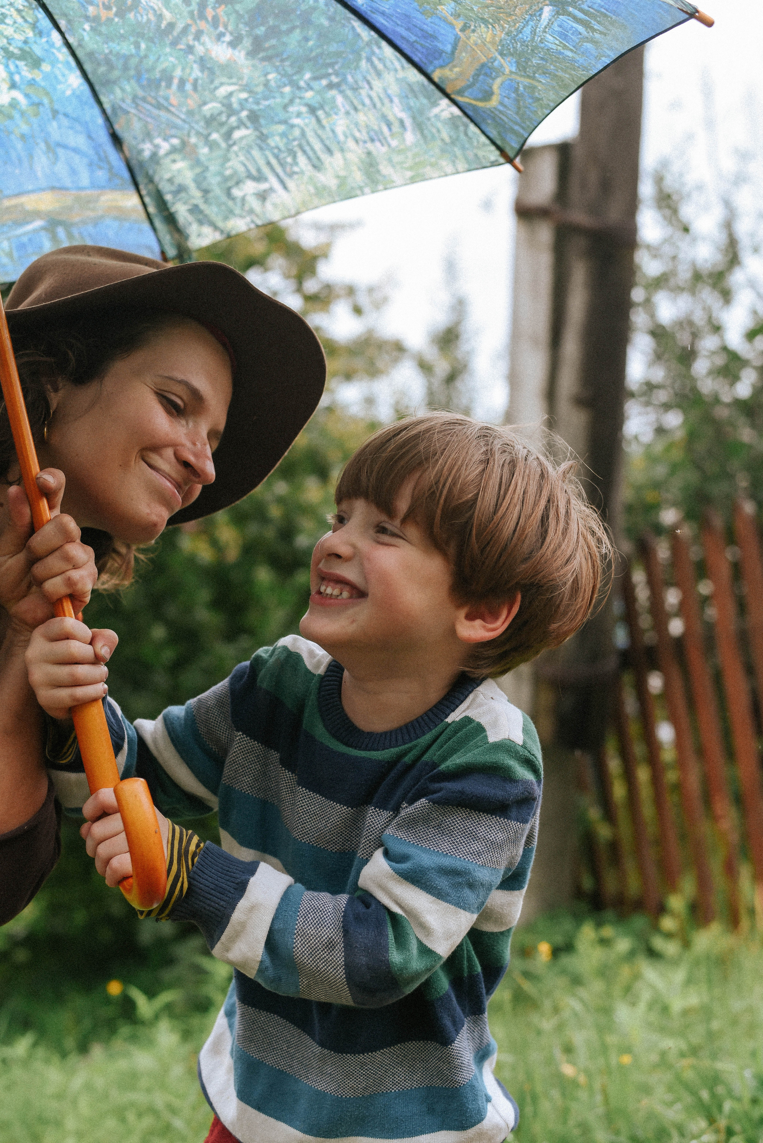 Малина, лужи и поход. Детский и семейный фотограф в Новосибирске Саша Дорошенко