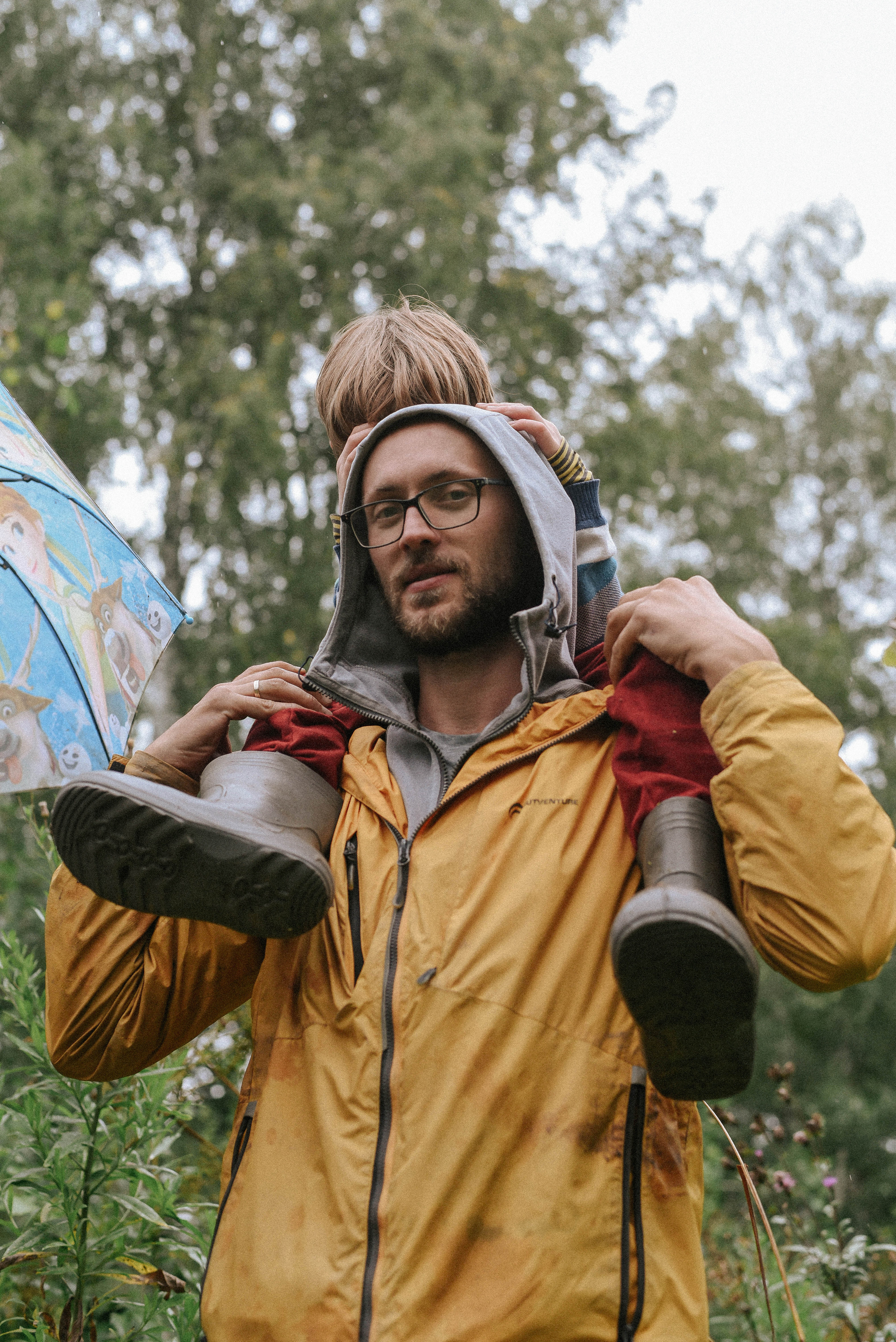 Малина, лужи и поход. Детский и семейный фотограф в Новосибирске Саша Дорошенко