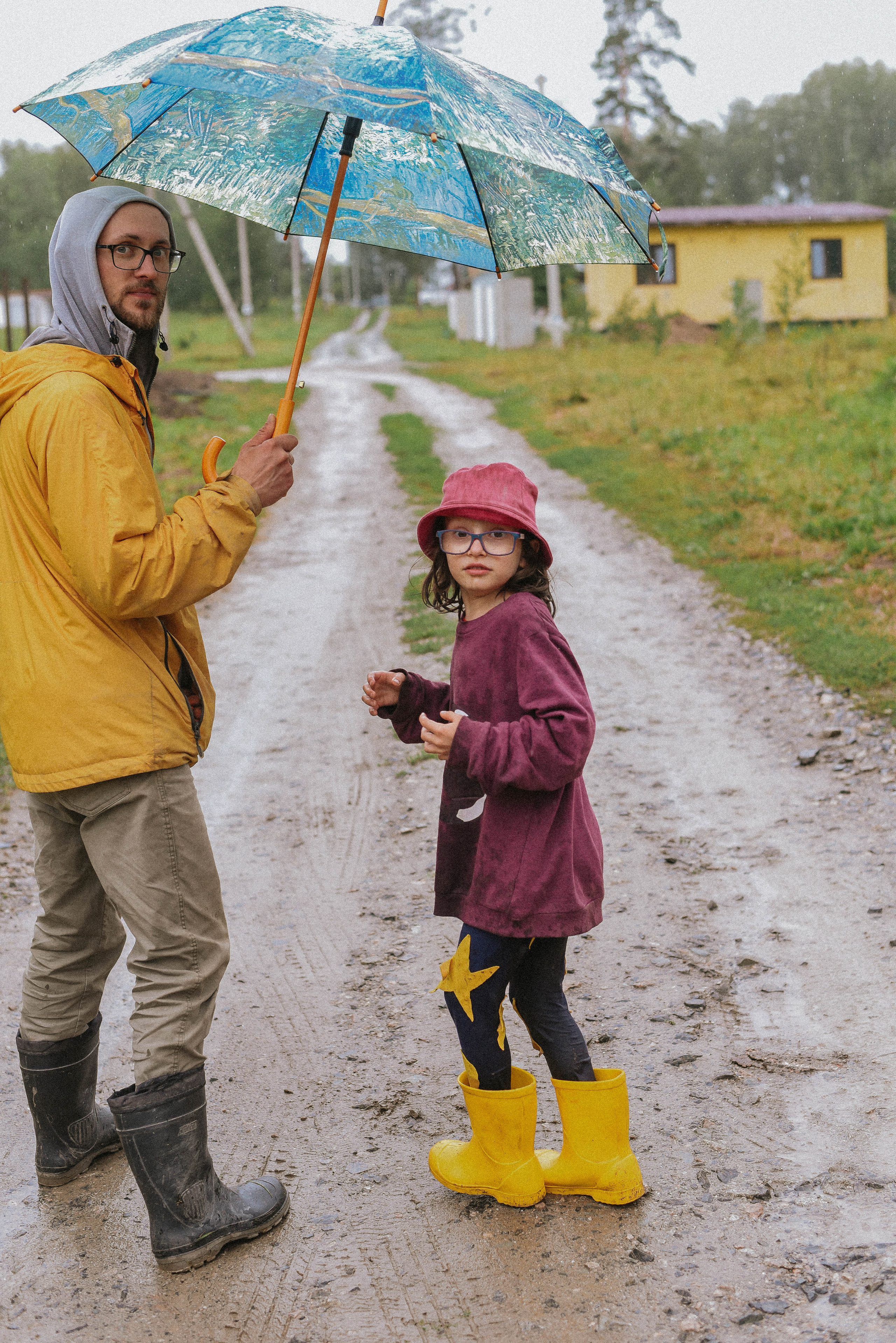 Малина, лужи и поход. Детский и семейный фотограф в Новосибирске Саша Дорошенко