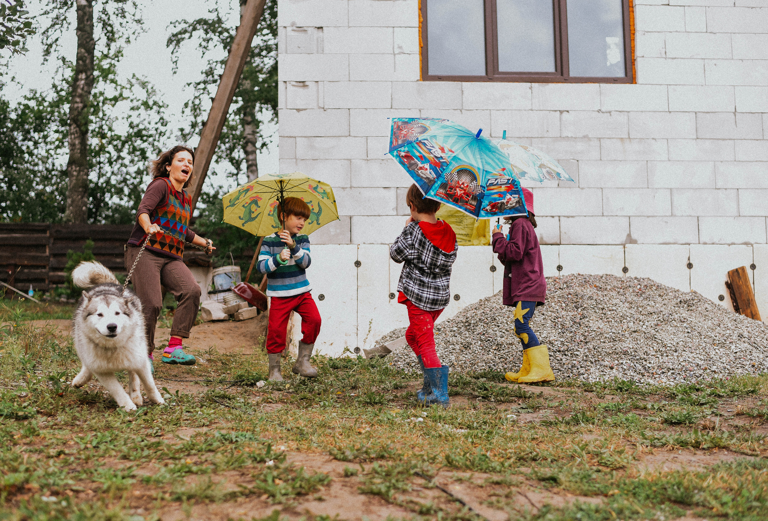 Малина, лужи и поход. Детский и семейный фотограф в Новосибирске Саша Дорошенко