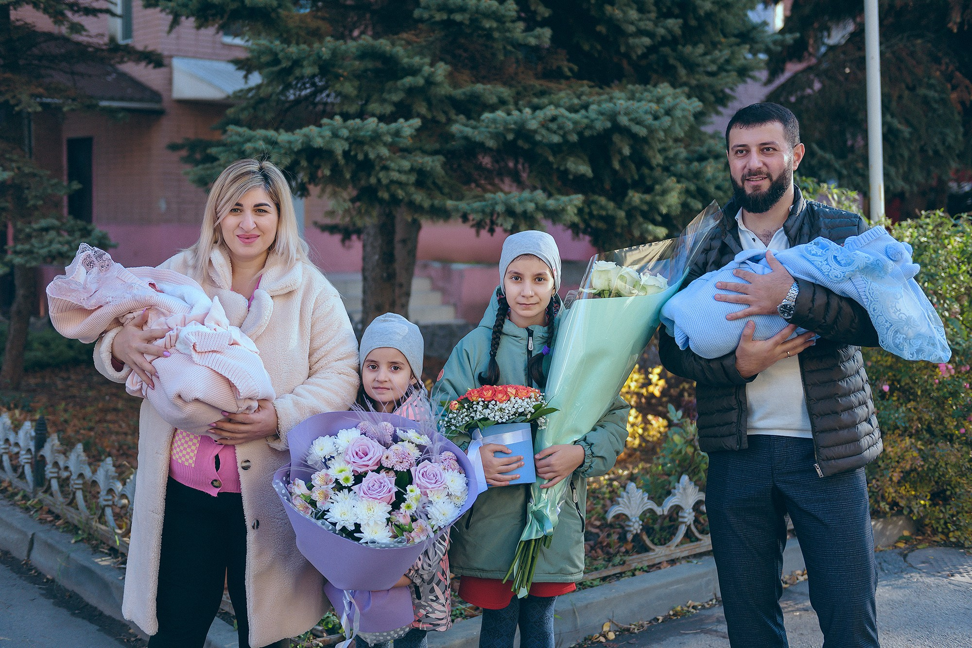 Выписка Ариса и Елены. Фотограф Ростов-на-Дону Белла Керимова