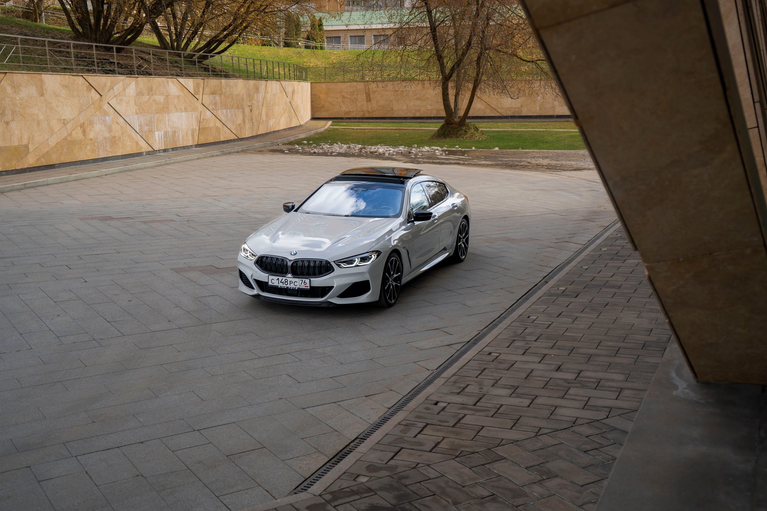 BMW M8