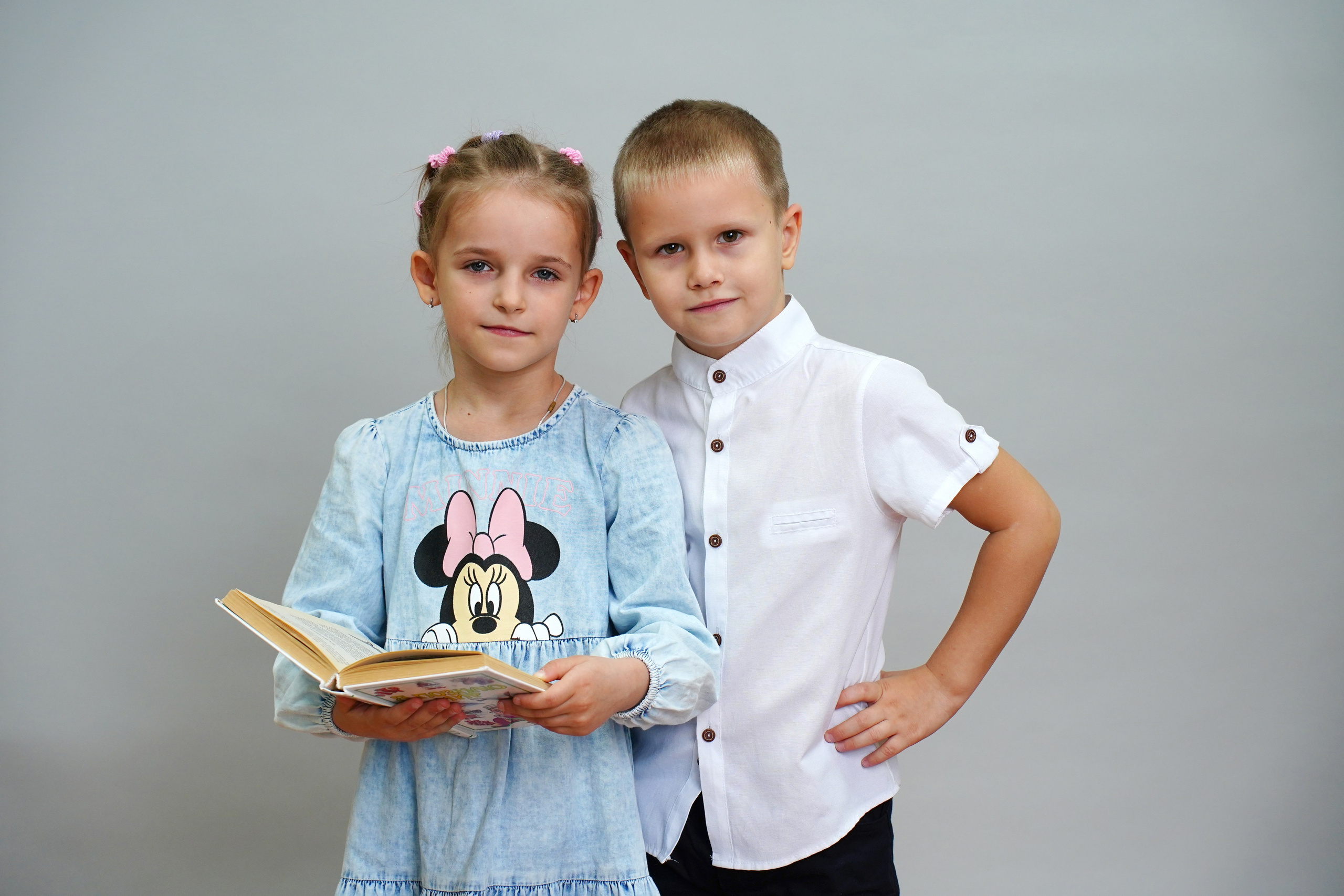 Мелкие группы. MEMENTO.Выпускные альбомы, школьные, юбилейные и другие книги. Ростов-на-Дону