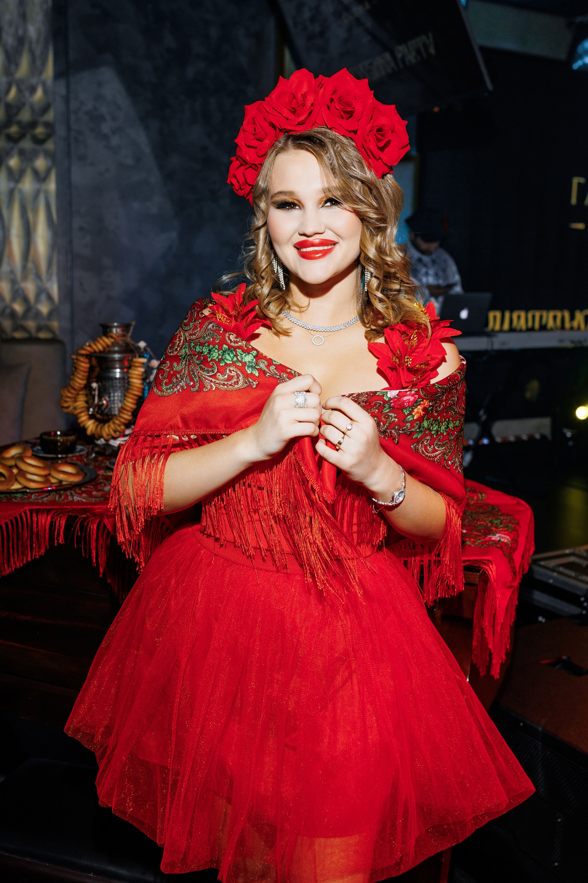 | Главная Сцена | MATRYOSHKA. Главная