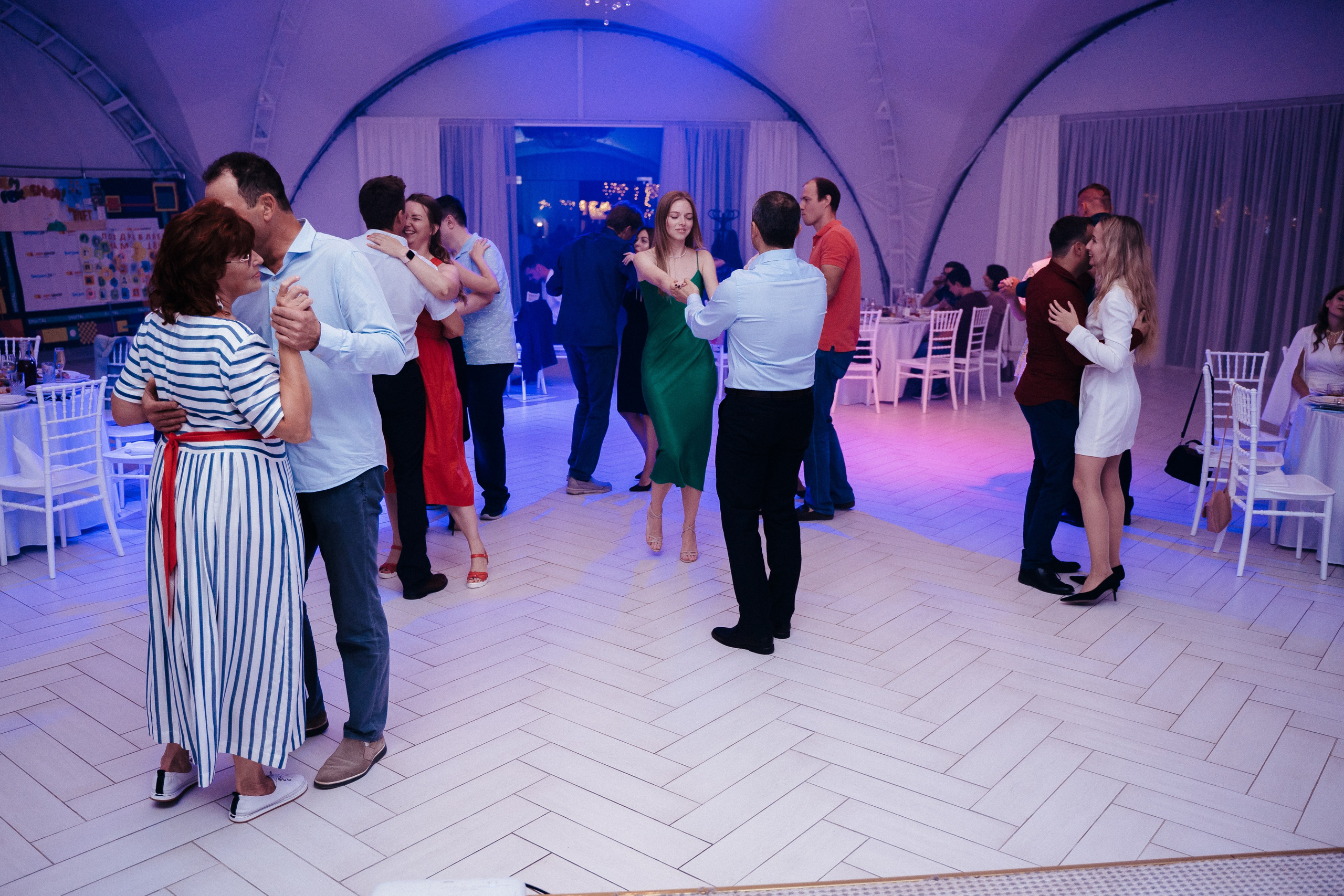 Ави Центр. Свадебный фотограф в Симферополе