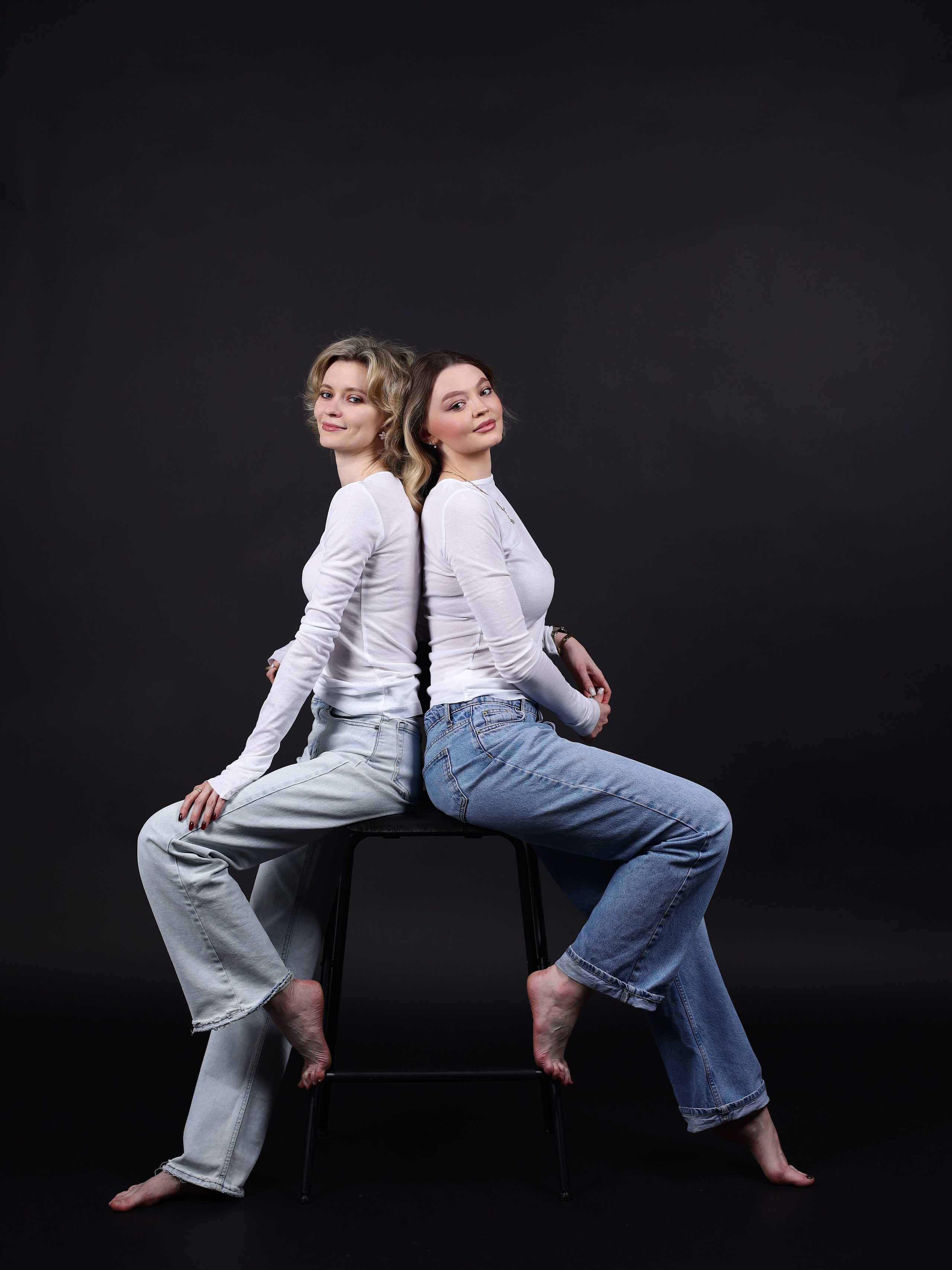 Дарья и Анна. Фотостудия без фотографа Чехов. Первая студия автопортрета в Чехове