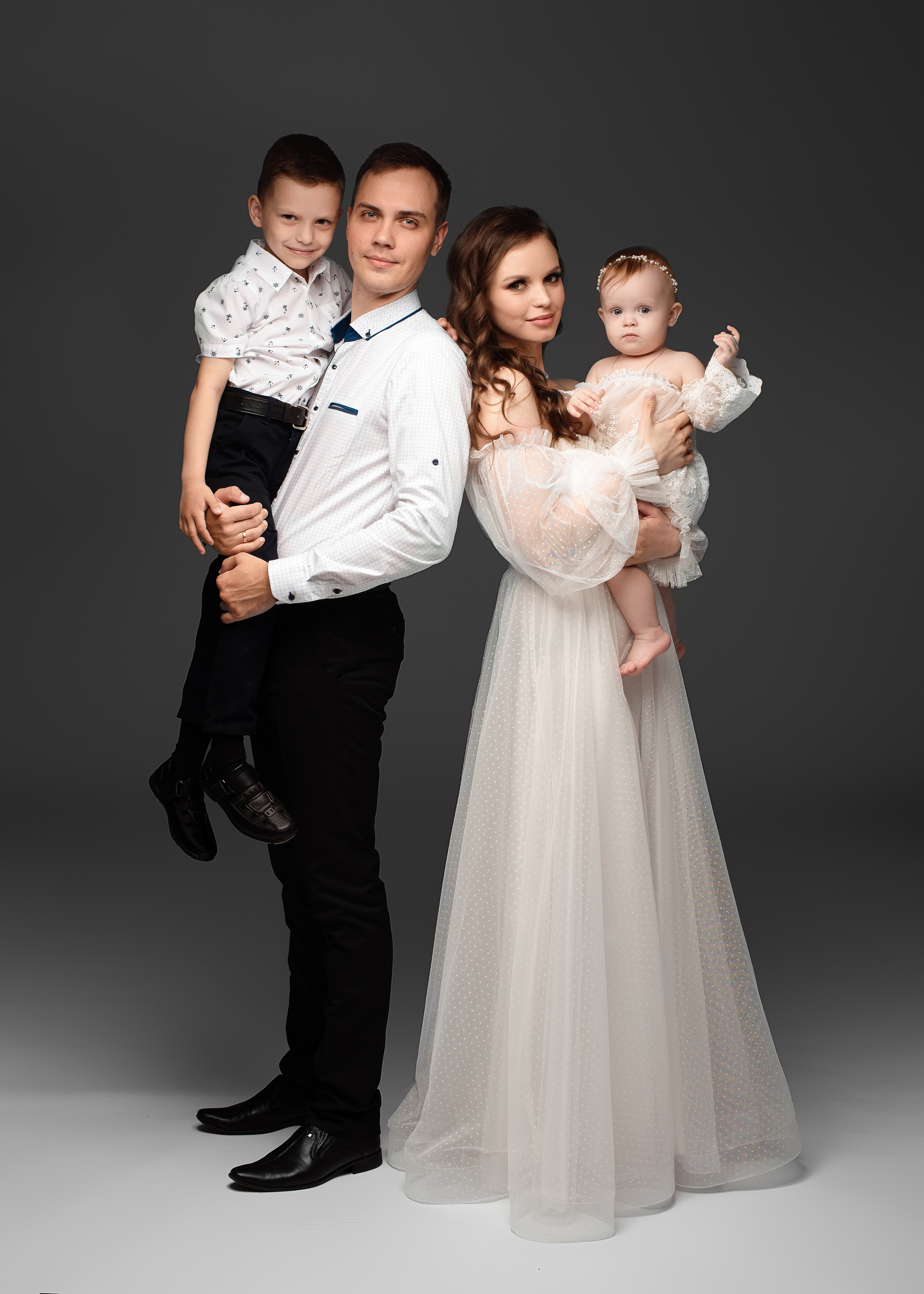 ГОДОВАСИЯ. Фотограф новорождённых и беременных в г. Ноябрьск