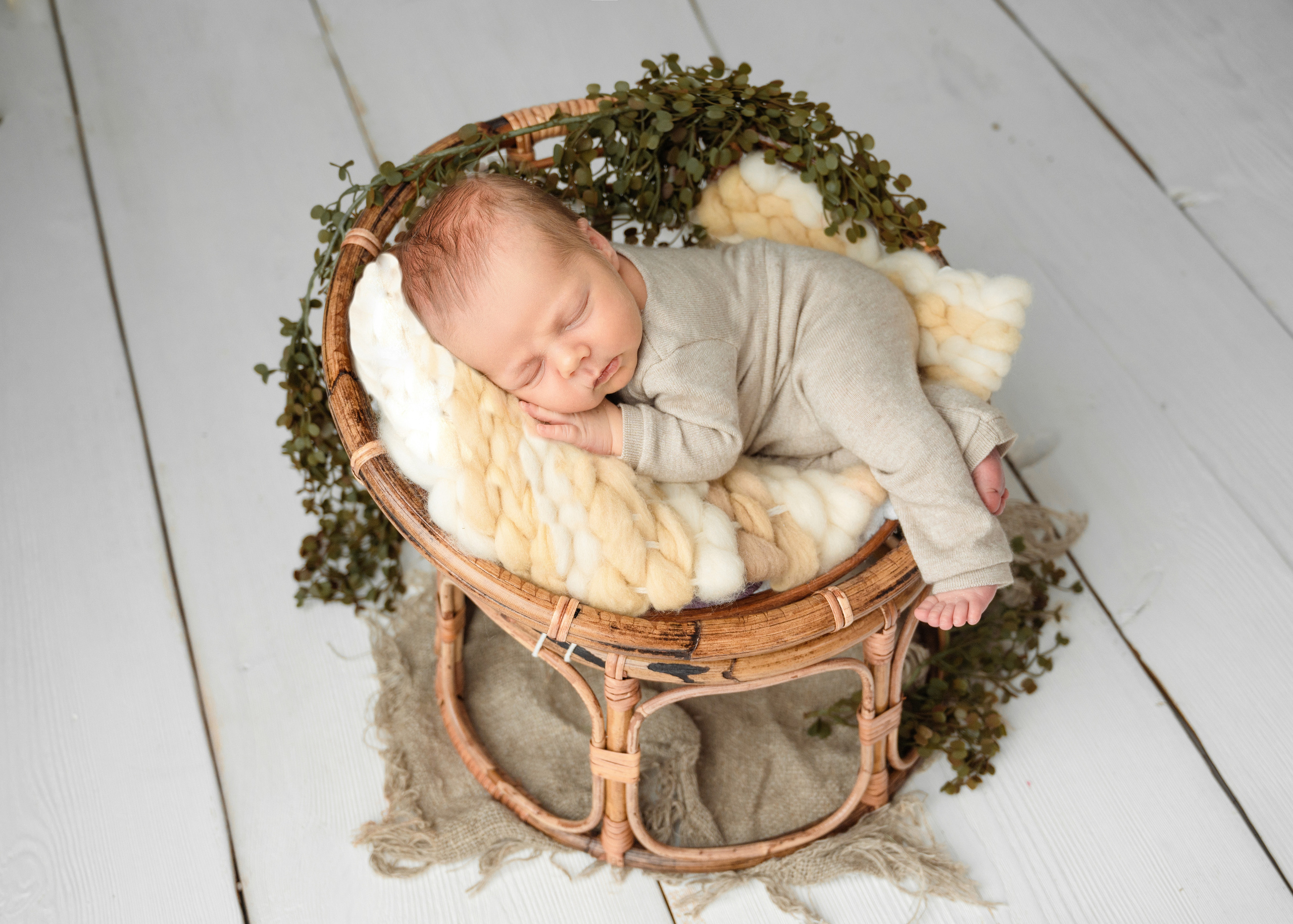 НОВОРОЖДЕННЫЕ. Фотограф новорождённых и беременных в г. Ноябрьск