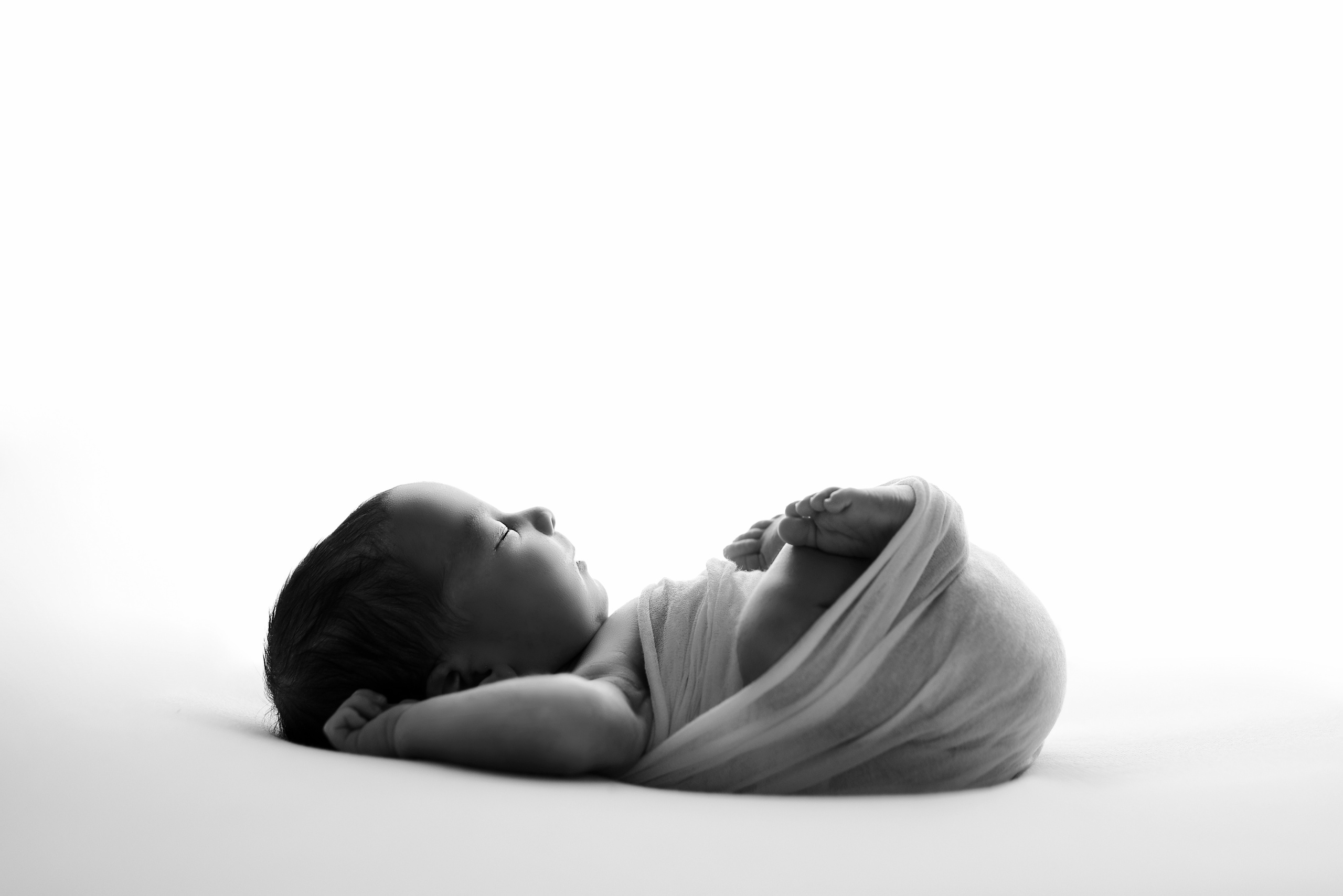 НОВОРОЖДЕННЫЕ. Фотограф новорождённых и беременных в г. Ноябрьск