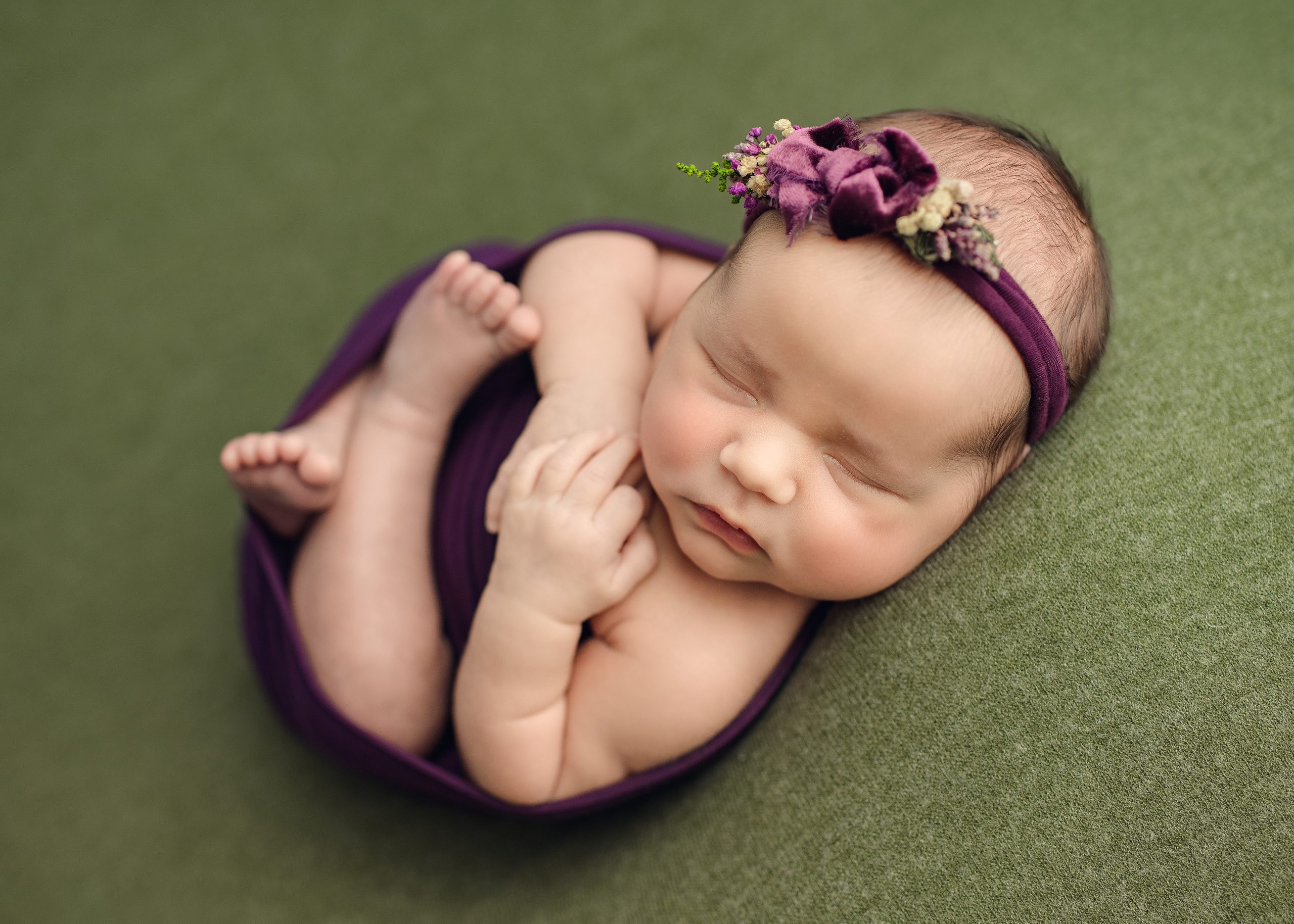 НОВОРОЖДЕННЫЕ. Фотограф новорождённых и беременных в г. Ноябрьск