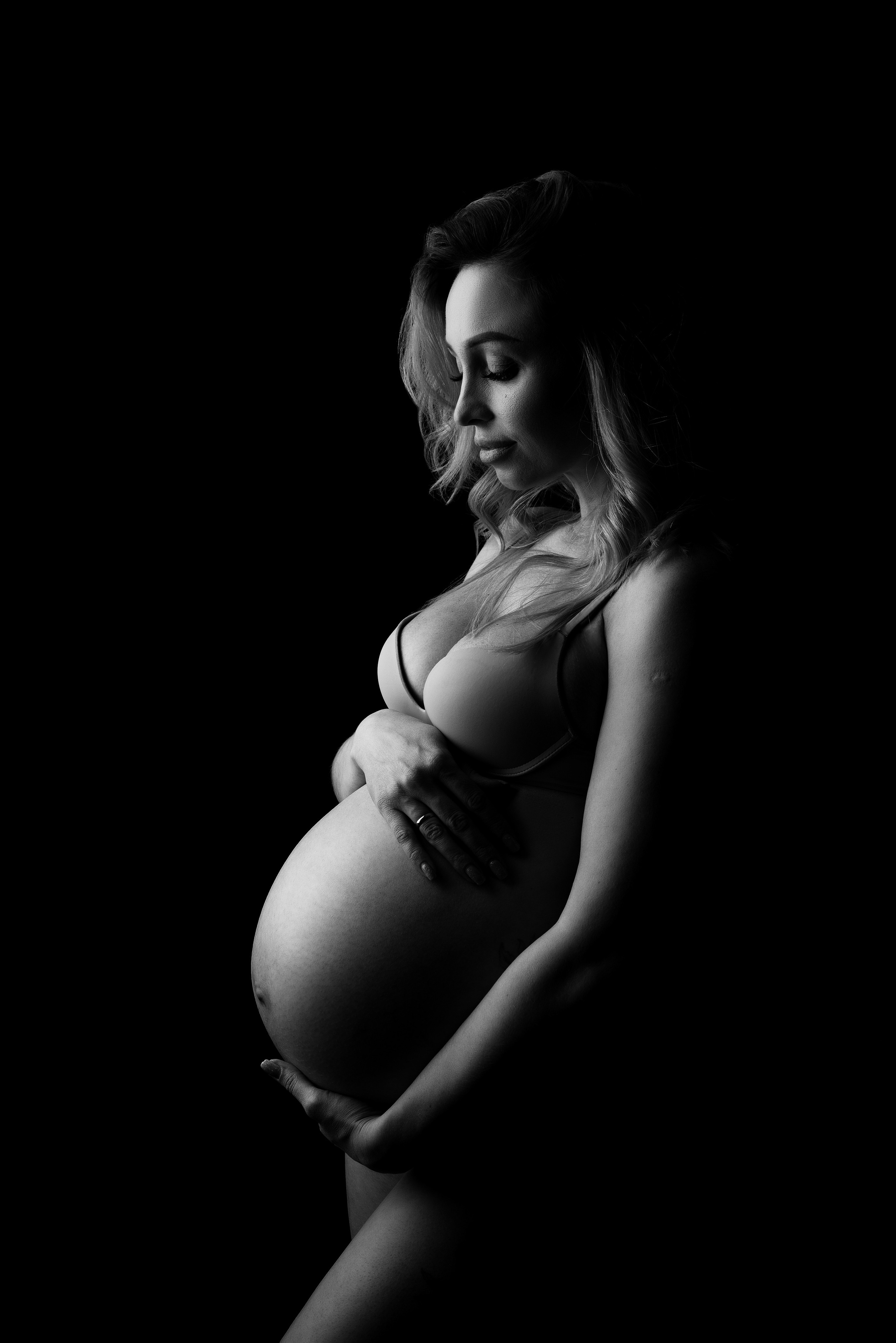 БЕРЕМЕННЫЕ. Фотограф новорождённых и беременных в г. Ноябрьск