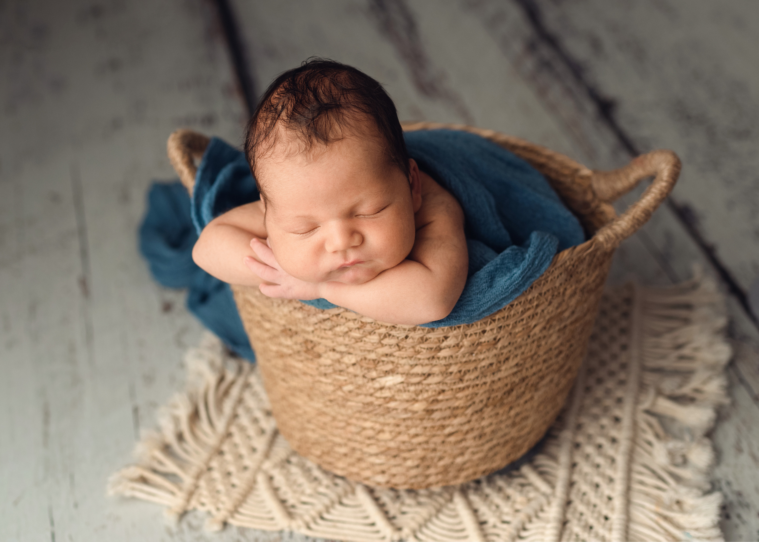 НОВОРОЖДЕННЫЕ. Фотограф новорождённых и беременных в г. Ноябрьск