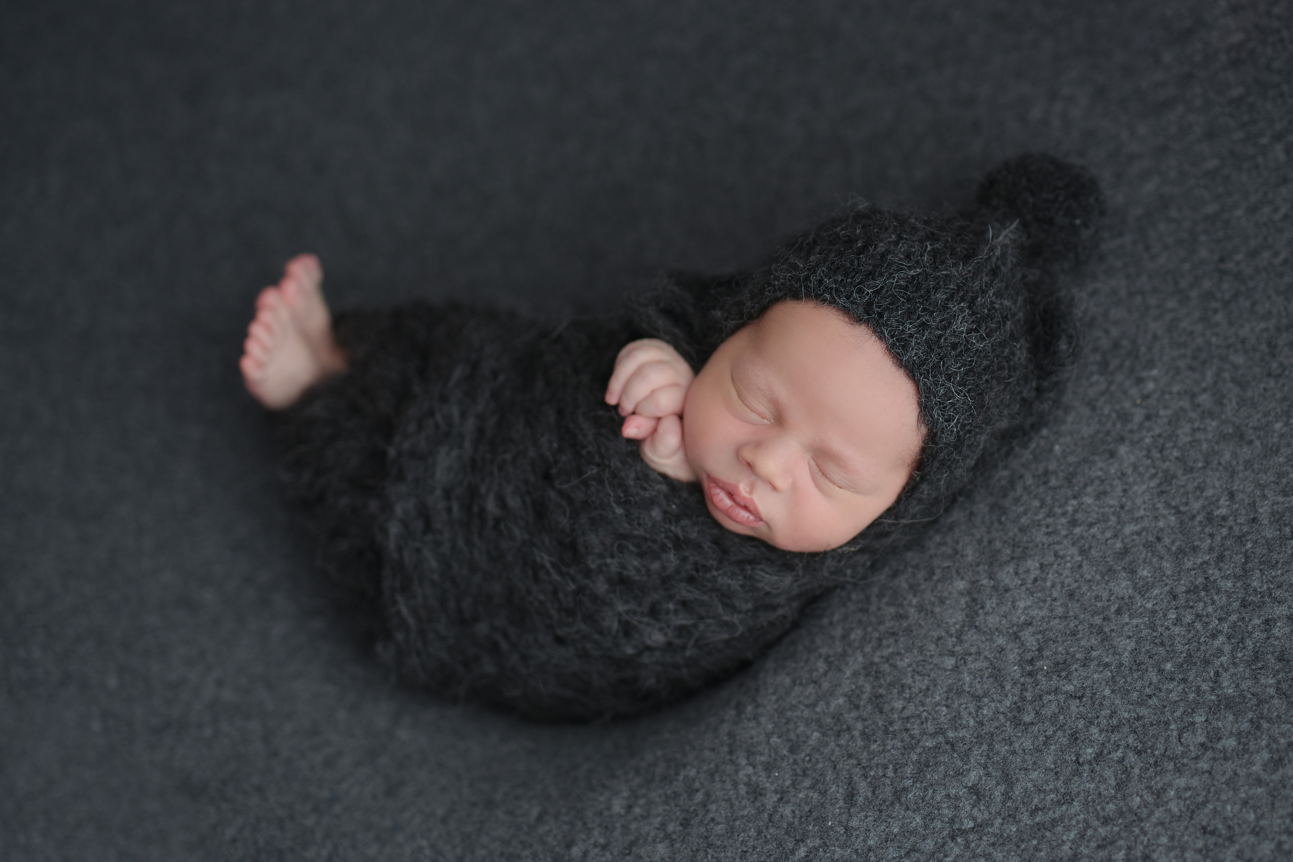 НОВОРОЖДЕННЫЕ. Фотограф новорождённых и беременных в г. Ноябрьск