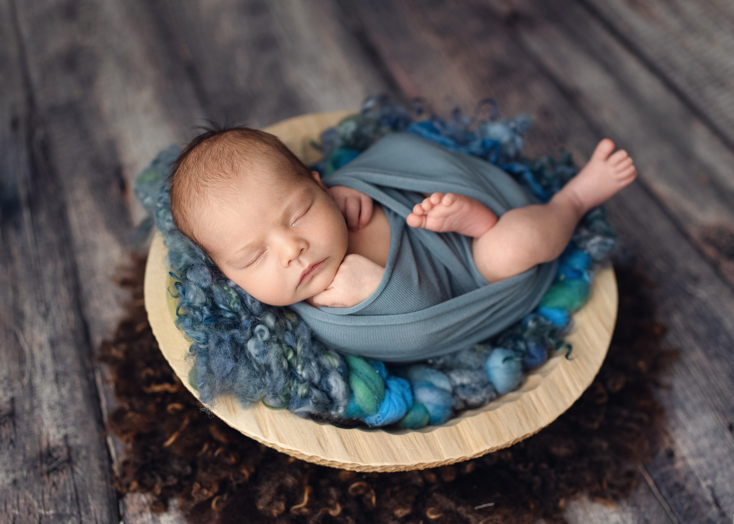 НОВОРОЖДЕННЫЕ. Фотограф новорождённых и беременных в г. Ноябрьск