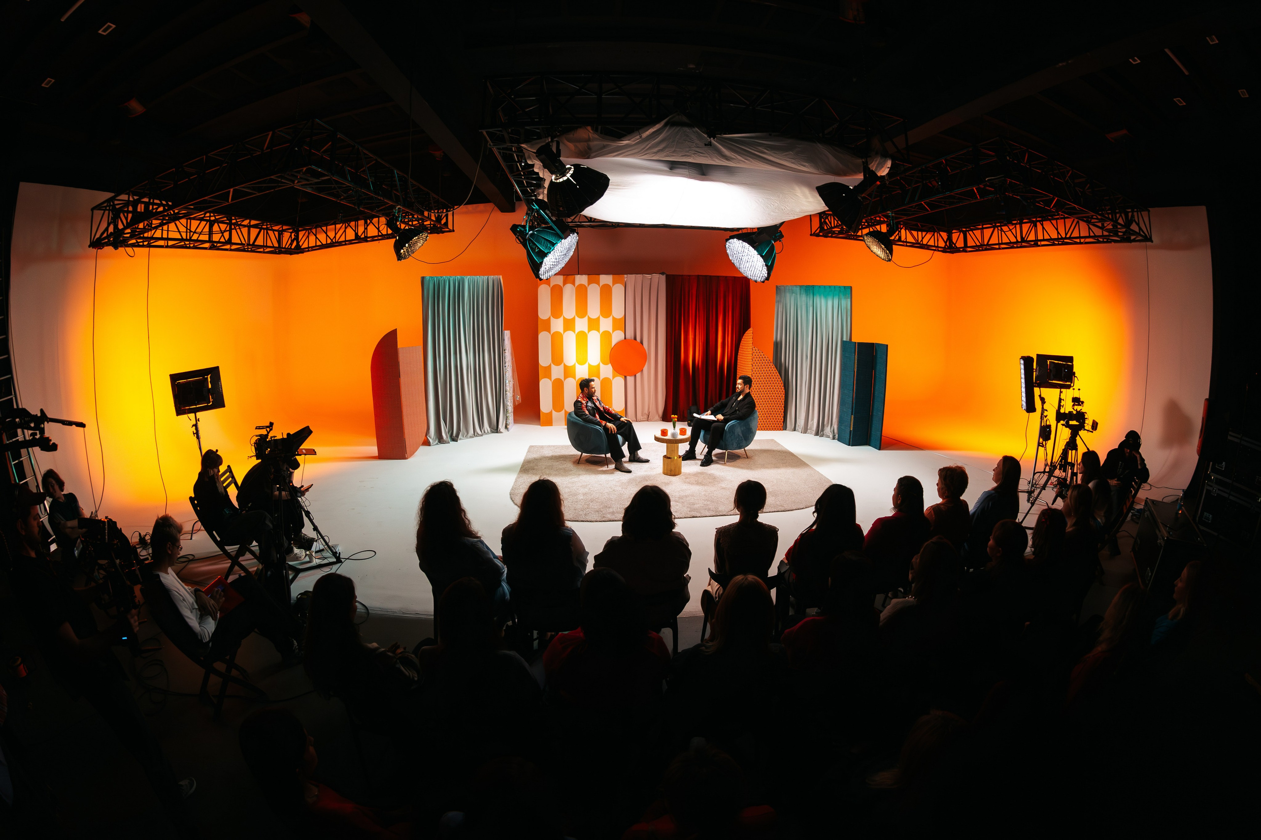 Рабочие моменты. All In Media — фотосъёмка и видеопродакшн