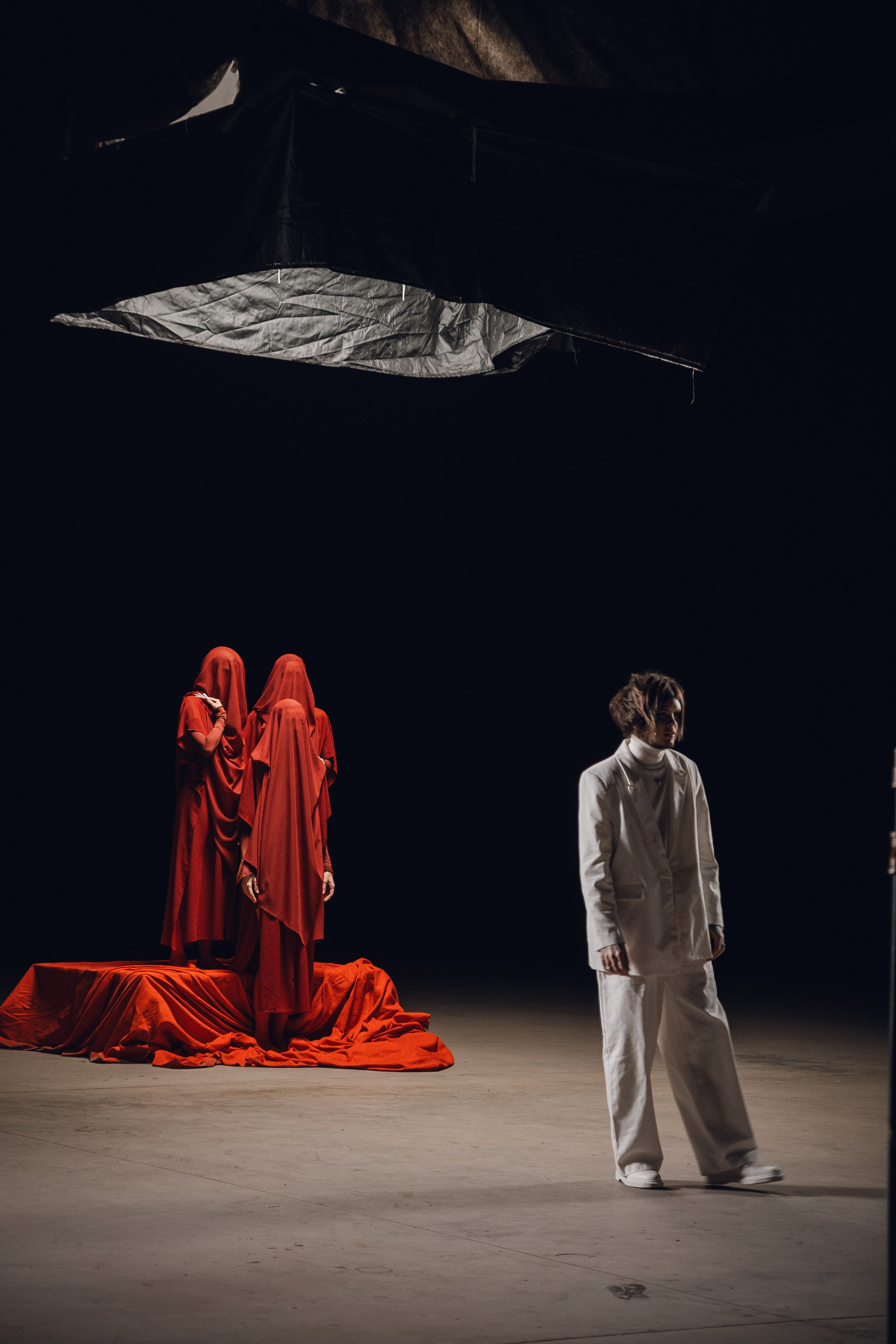 Бэкстеджи. Фотограф Егор Огородов