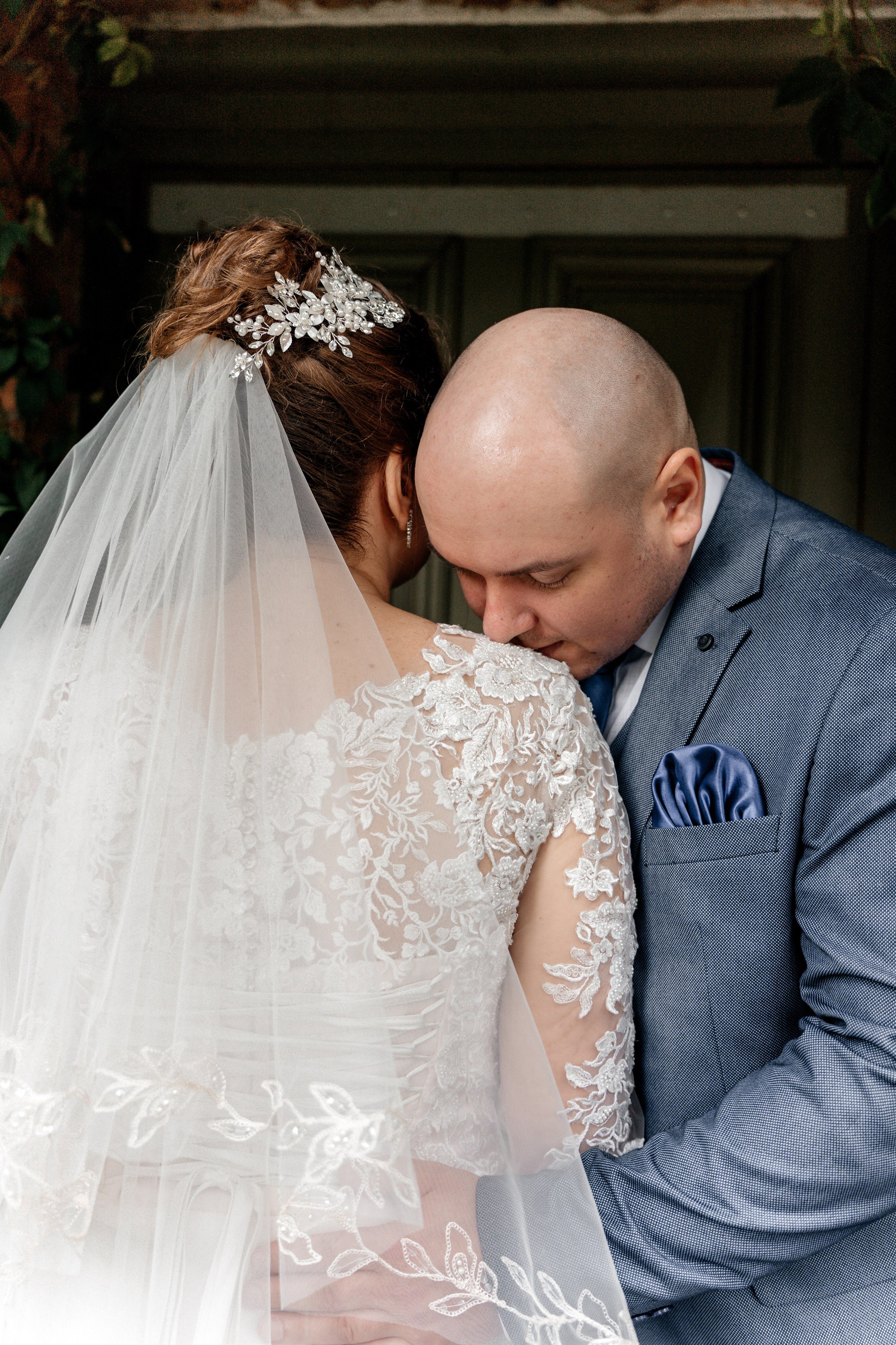 Дождливый день создания семьи. Ваш семейный фотограф в Минске — Вика Трегубова