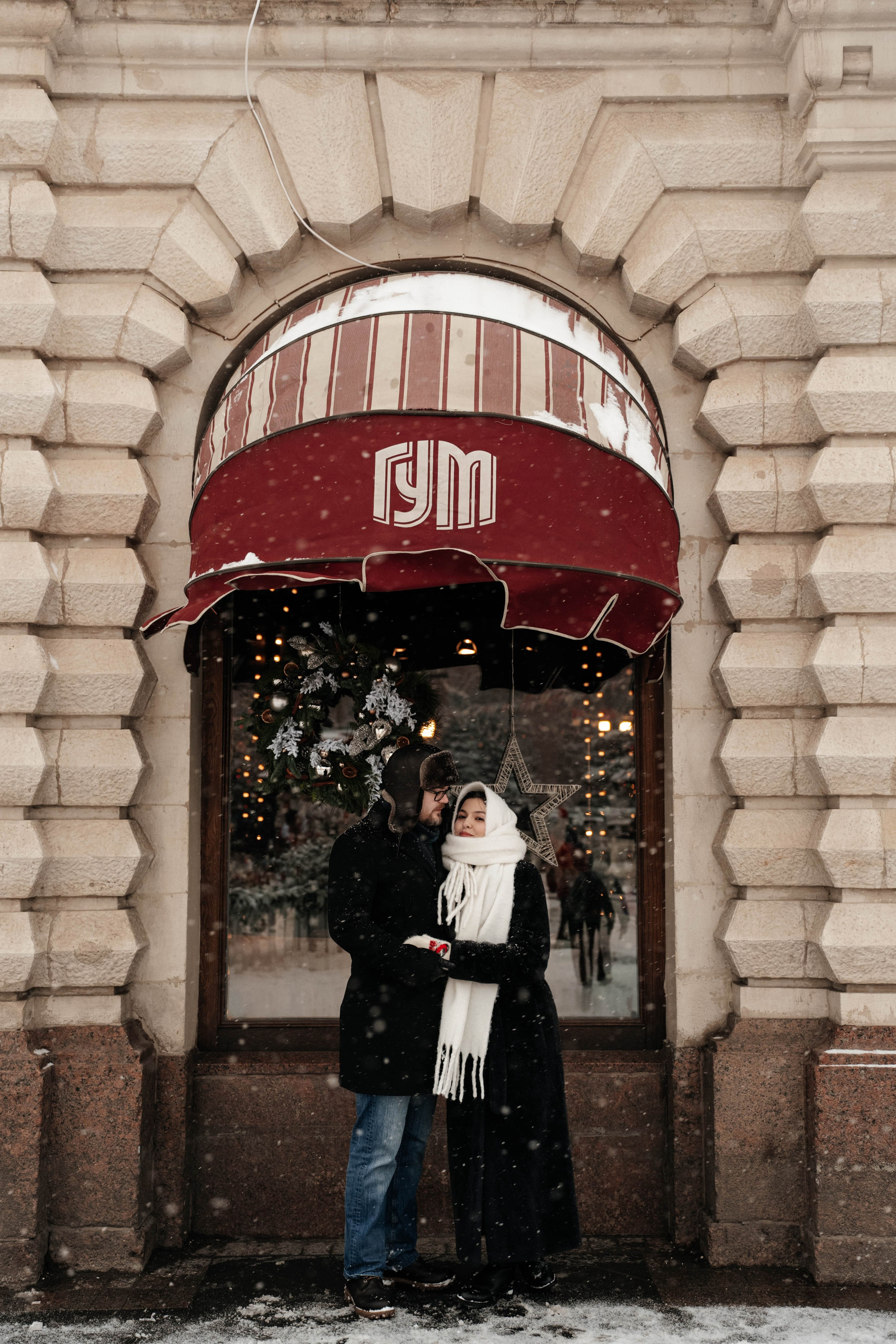 Прогулка на красной. Свадебный фотограф Москва Александра Аверкова