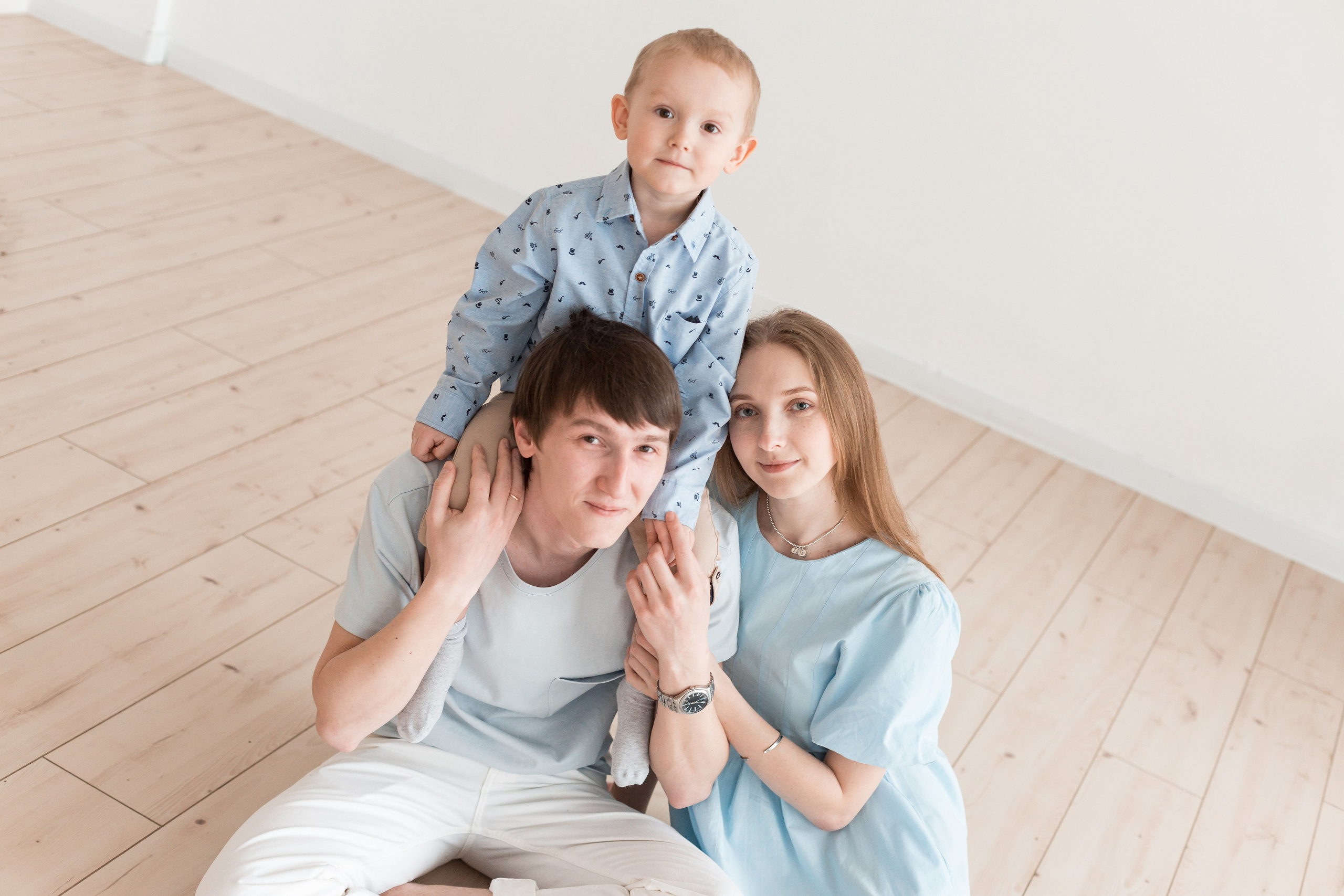 Семейная студийная съемка. Семейный и детский фотограф в Перми Ксения Масленникова