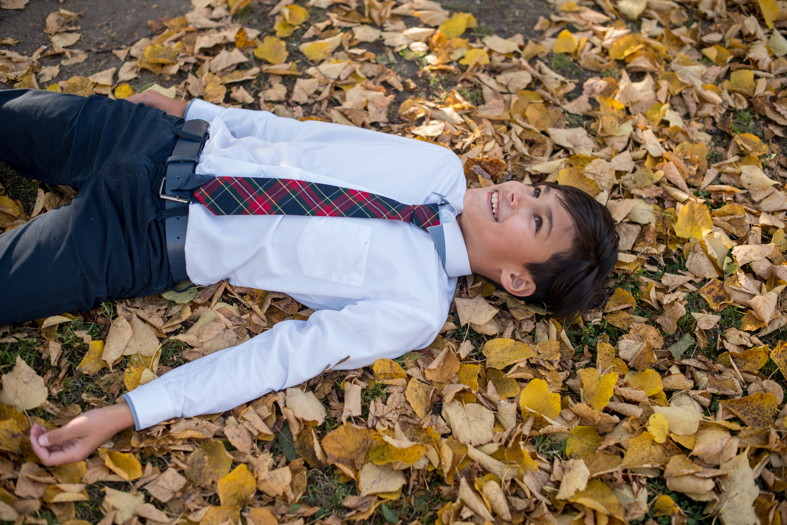 Пример съемки для выпускного альбома с наполнением «премиум». Выпускные альбомы для школ и детских садов в Иваново